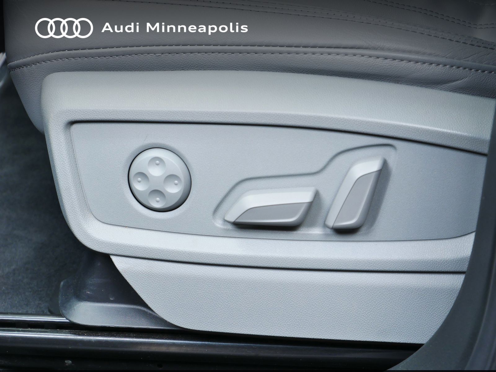 Thumbnail: 2023 Audi Q5 - 14