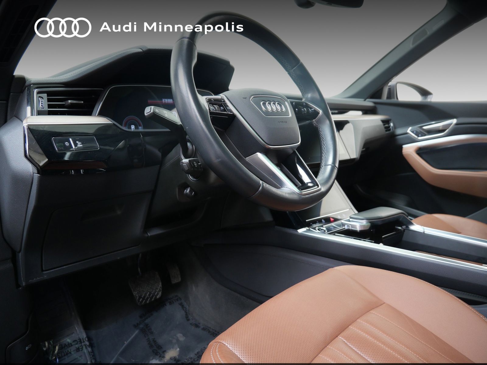 Thumbnail: 2024 Audi Q8 e-tron - 2