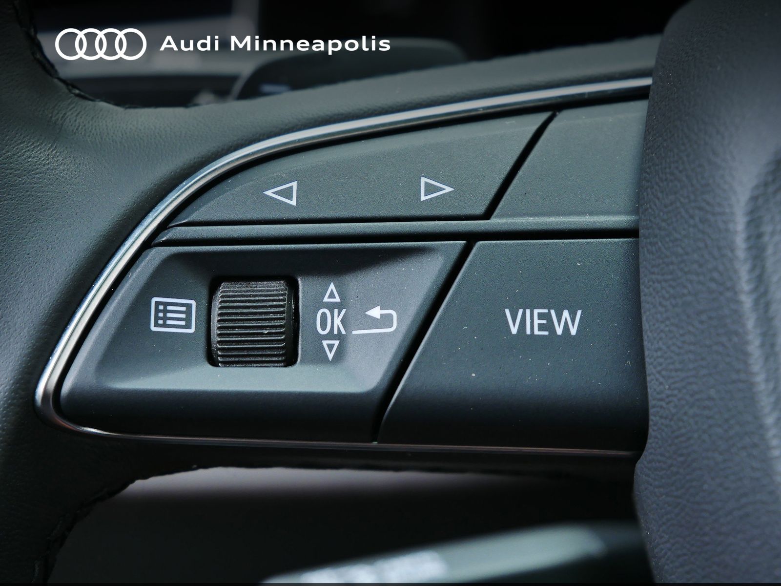 Thumbnail: 2023 Audi Q7 - 21