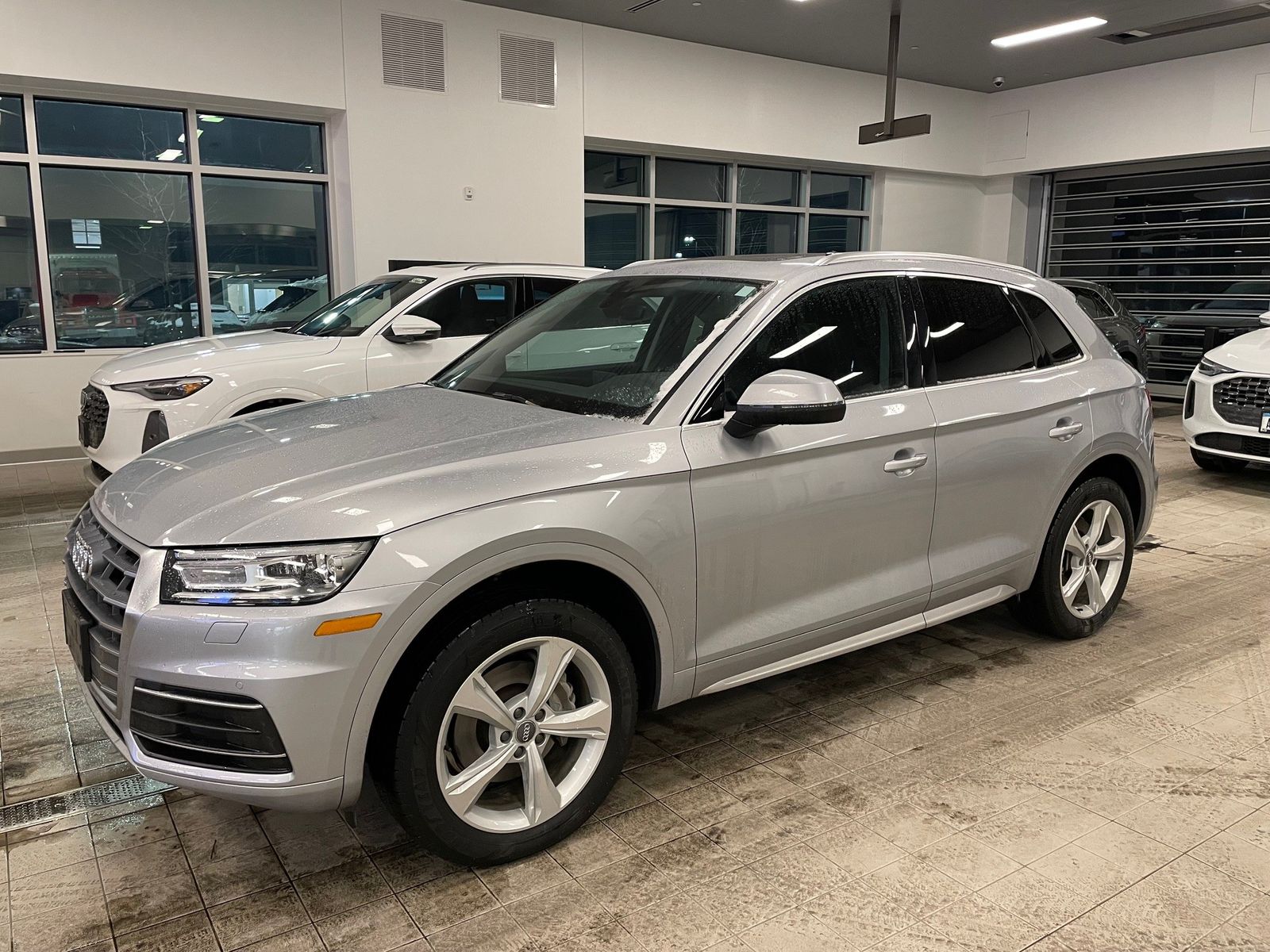 Thumbnail: 2020 Audi Q5 - 1