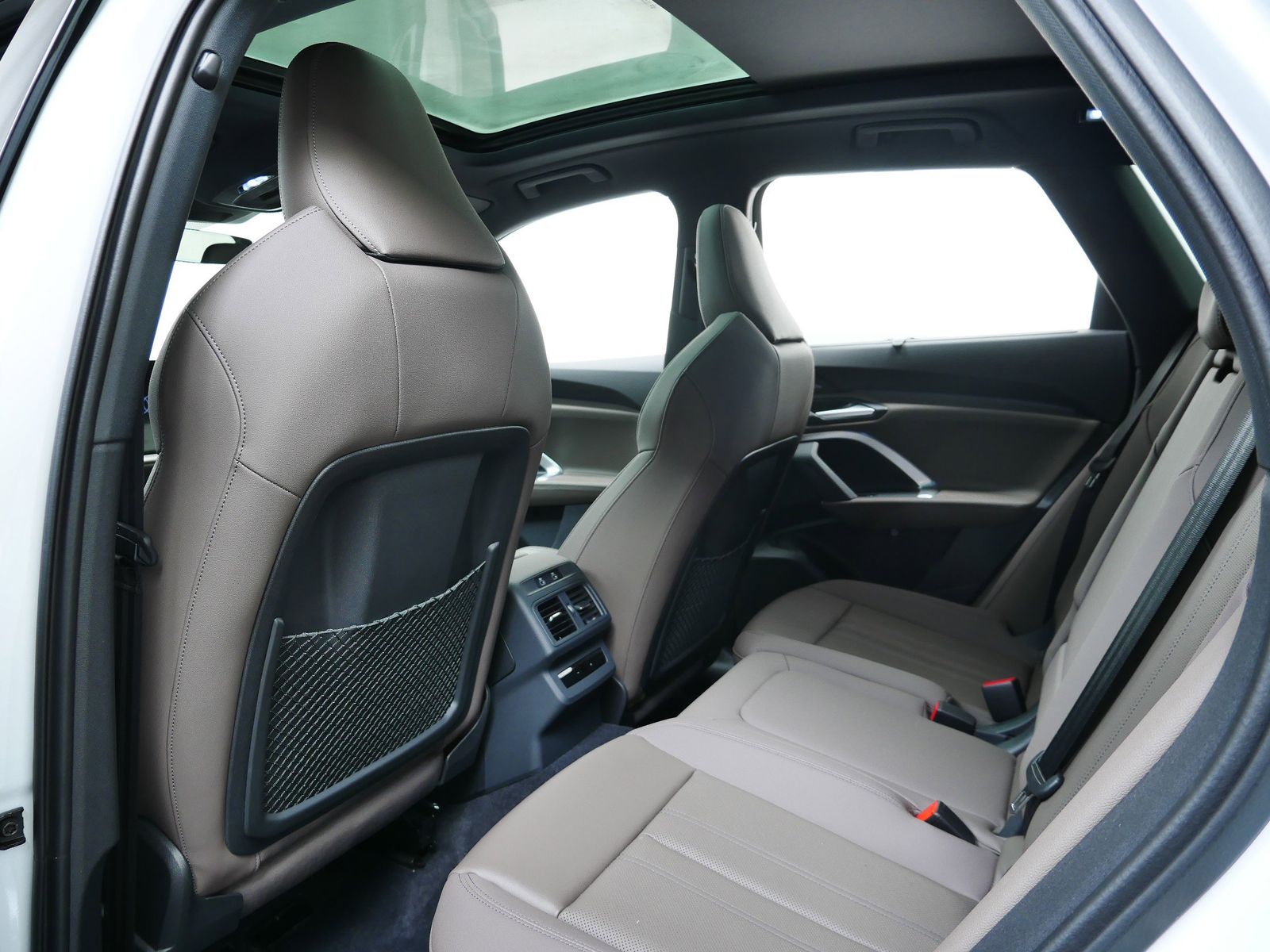 Thumbnail: 2025 Audi Q5 - 12