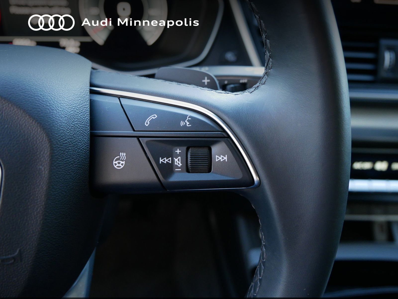 Thumbnail: 2025 Audi Q5 - 24