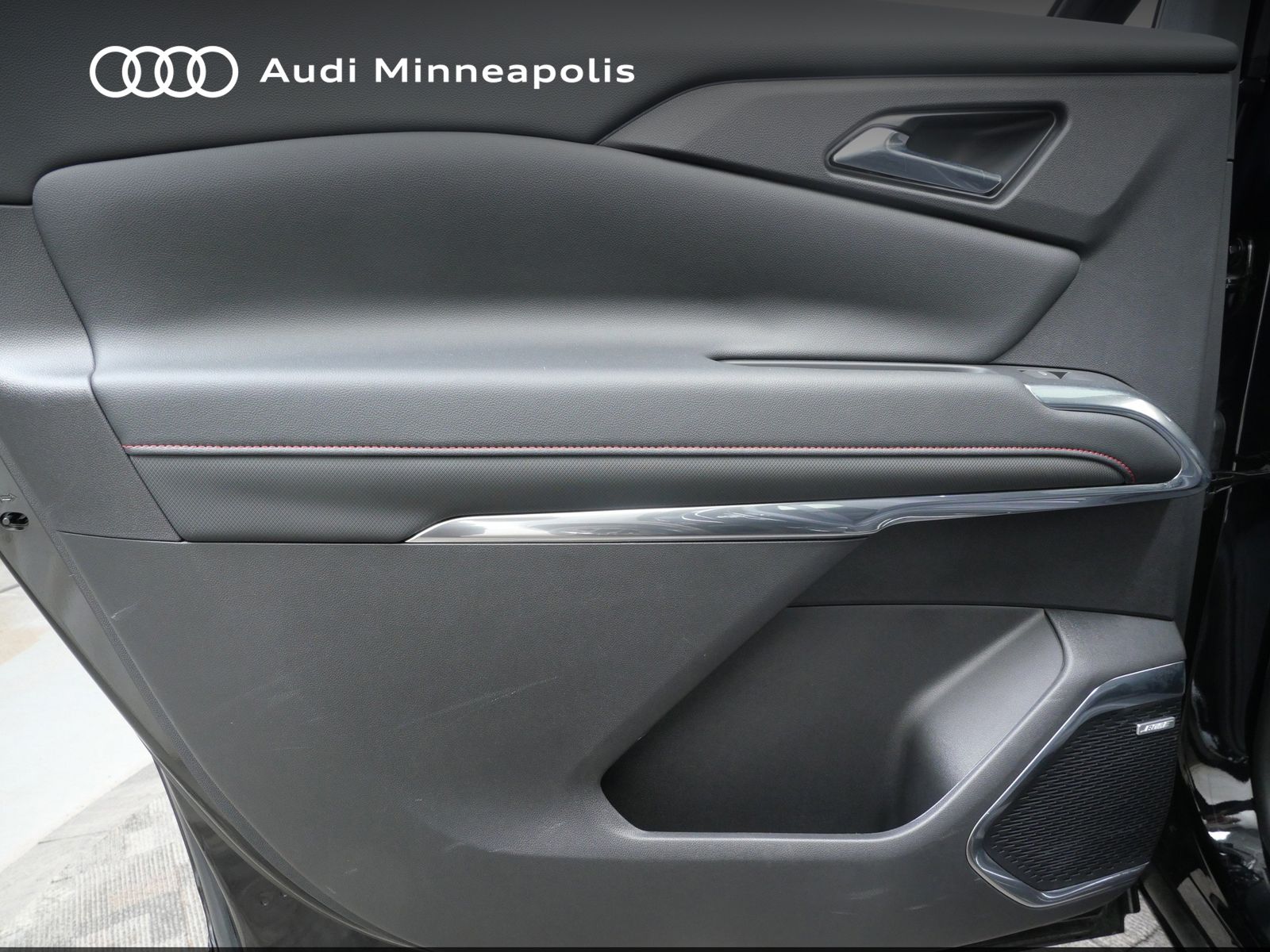 Thumbnail: 2024 Chevrolet Traverse - 14