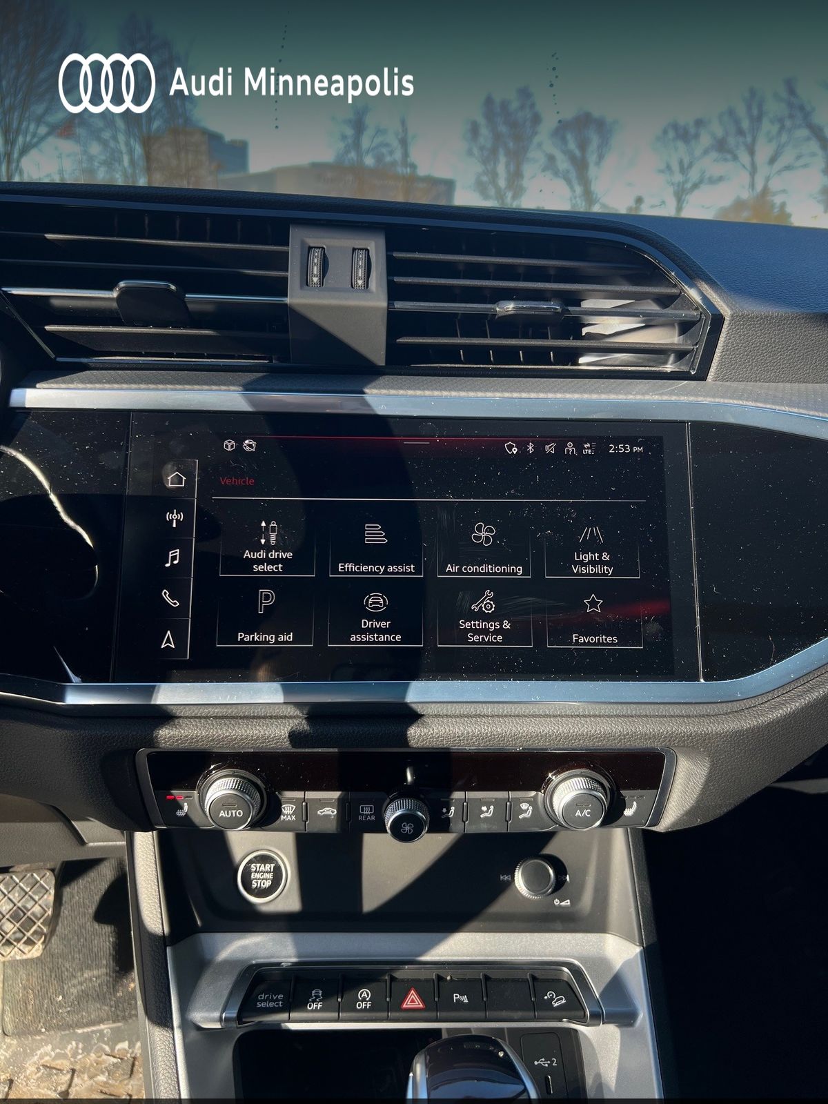 Thumbnail: 2023 Audi Q3 - 17