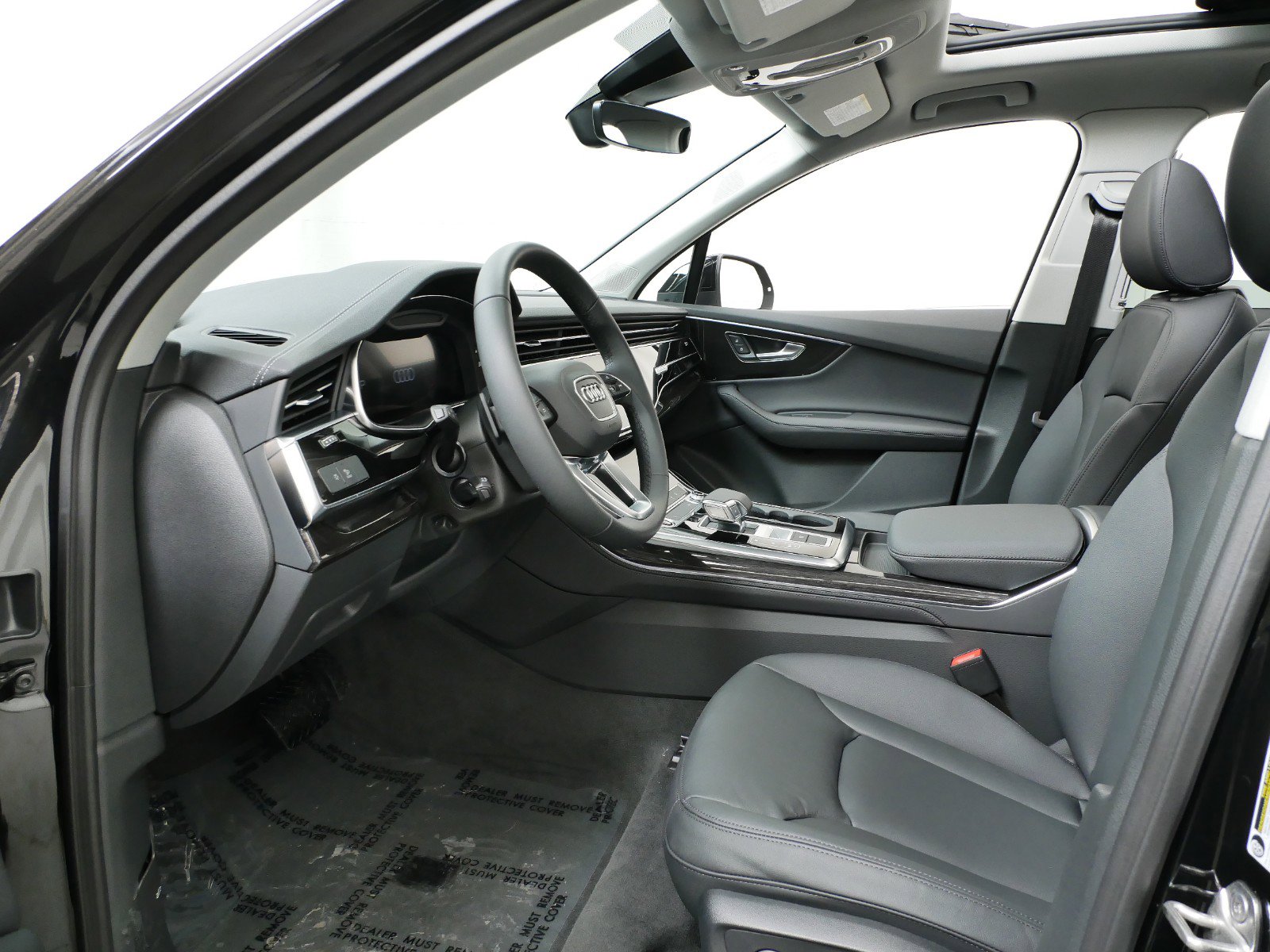 Used 2024 Audi Q7 Premium Plus with VIN WA1LCBF77RD005846 for sale in Minneapolis, Minnesota