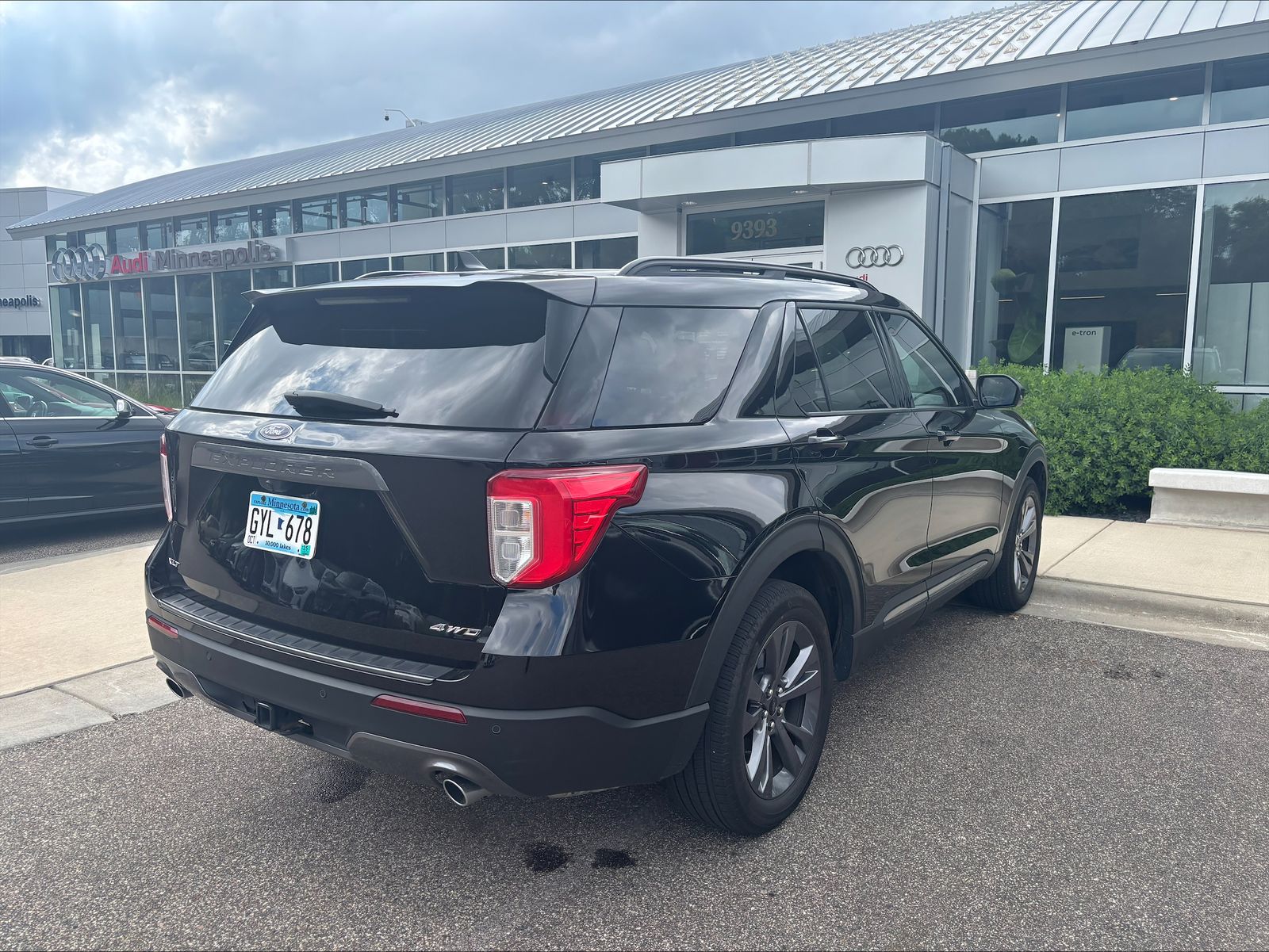 Thumbnail: 2022 Ford Explorer - 5