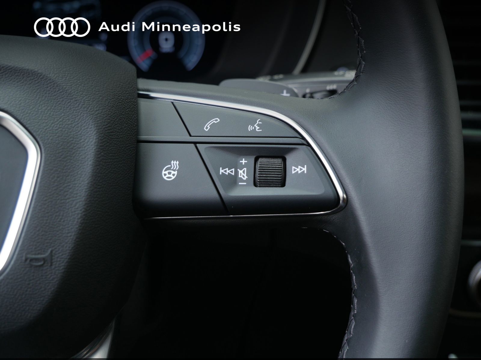 Thumbnail: 2023 Audi Q5 - 26