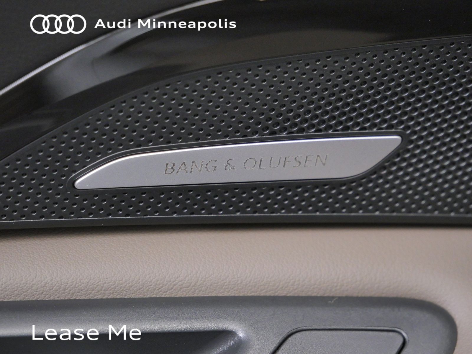 Thumbnail: 2025 Audi Q5 - 17