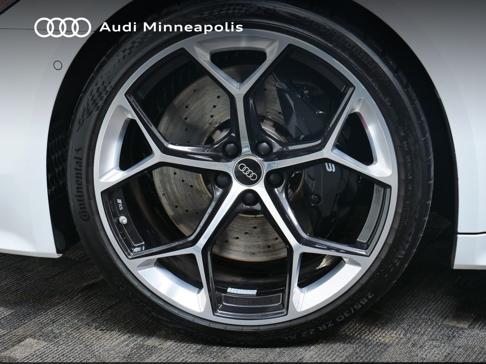 Thumbnail: 2024 Audi RS 7 - 12