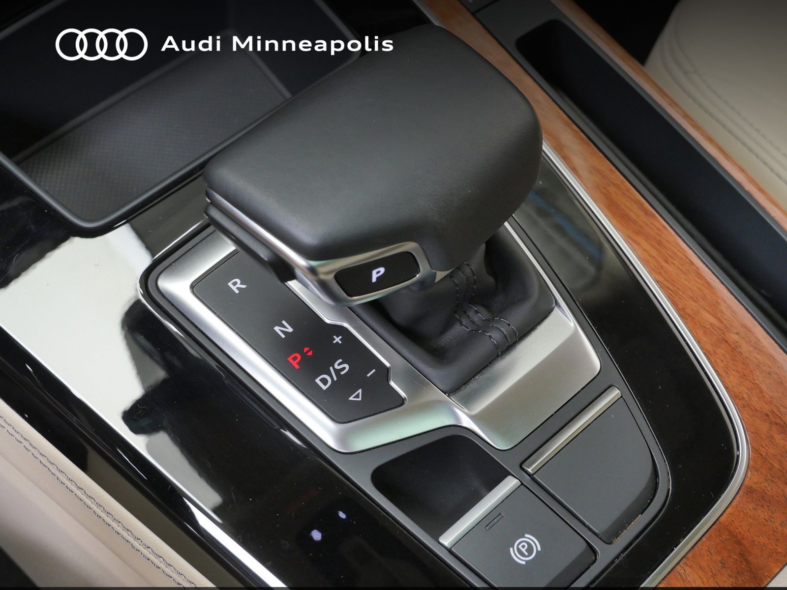 Thumbnail: 2023 Audi Q5 - 28