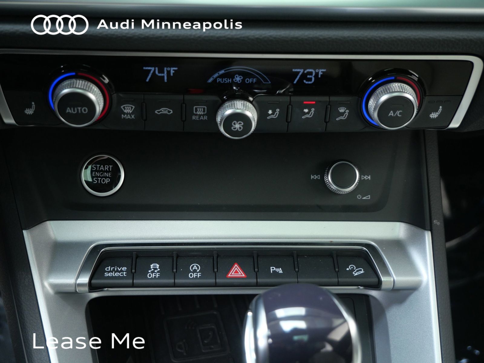 Thumbnail: 2025 Audi Q3 - 28