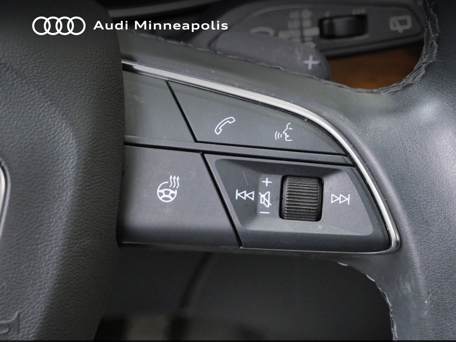 Thumbnail: 2023 Audi Q5 - 23