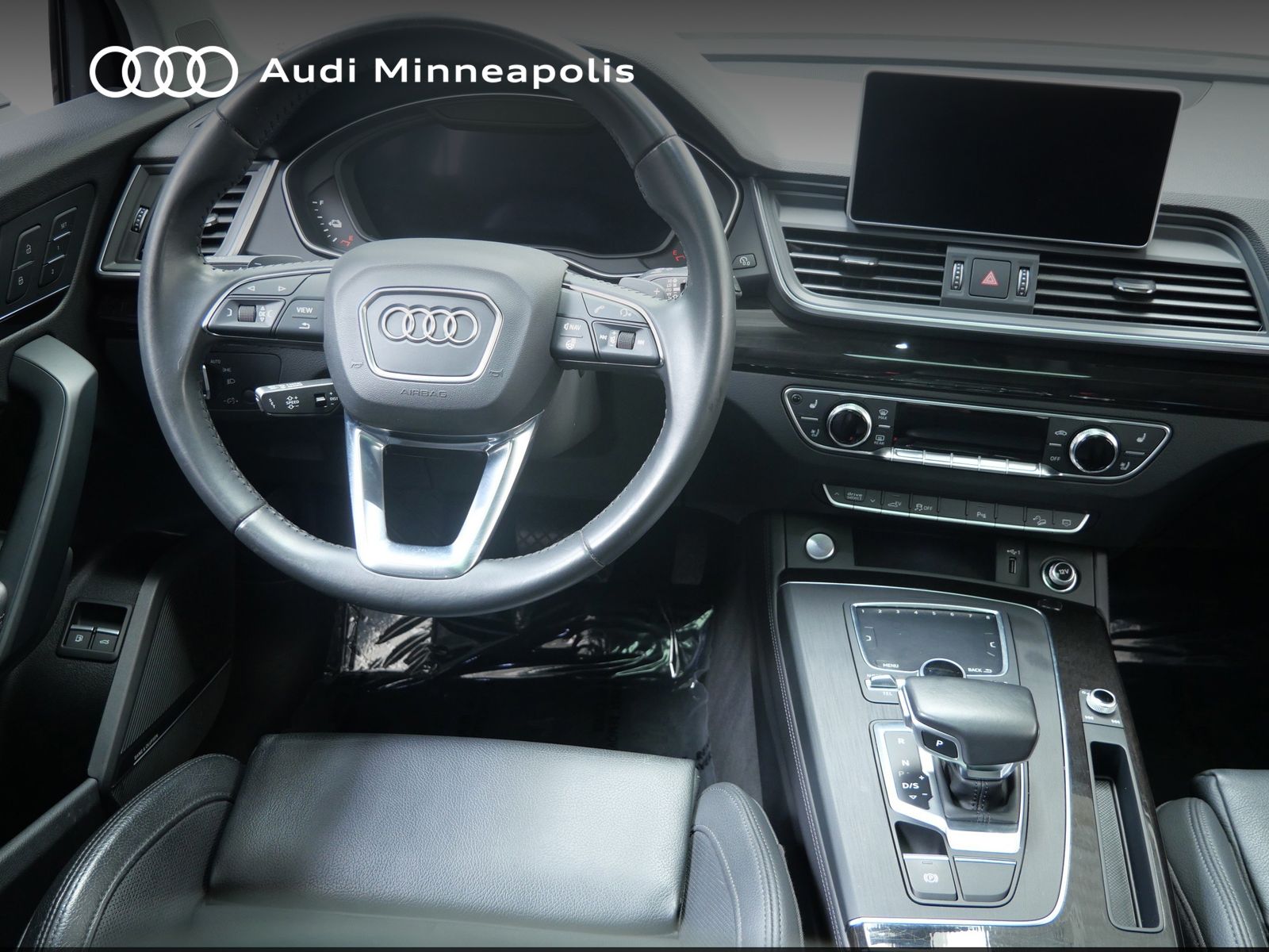 Thumbnail: 2020 Audi Q5 - 17