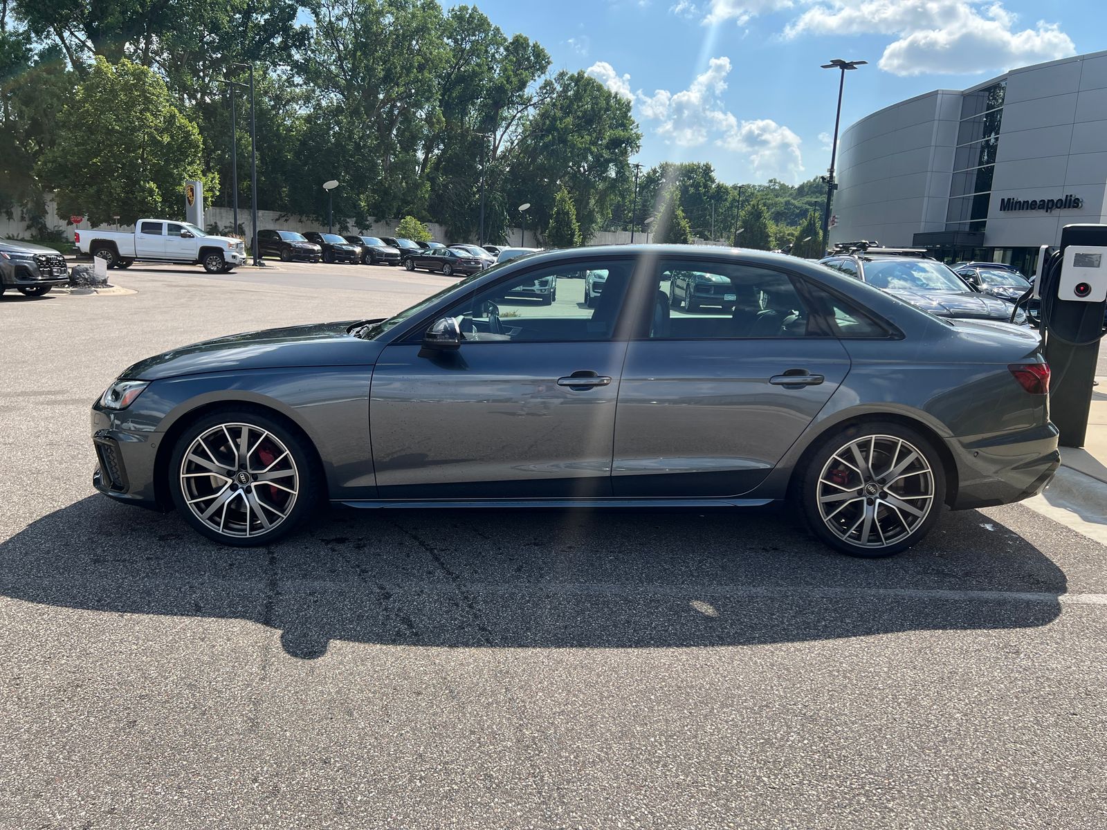 Thumbnail: 2022 Audi S4 - 4