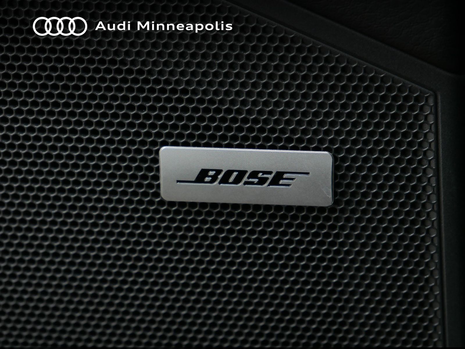 Thumbnail: 2022 Porsche Cayenne - 18