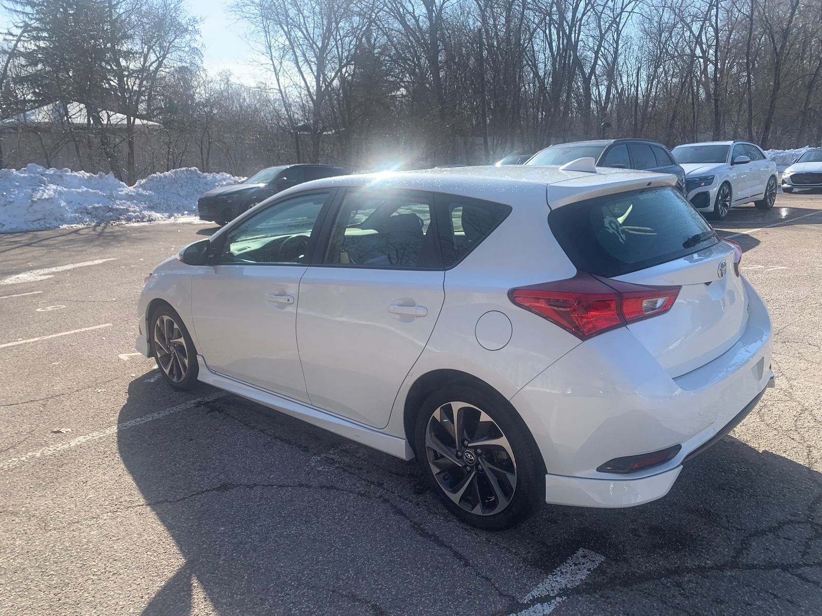 Thumbnail: 2018 Toyota Corolla iM - 4