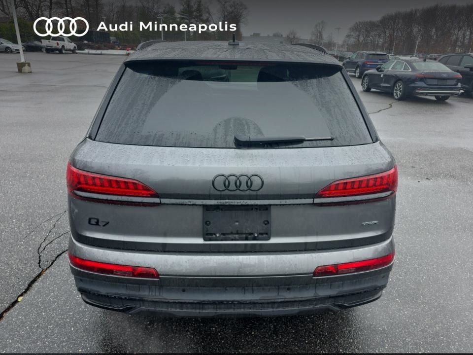 Thumbnail: 2023 Audi Q7 - 11