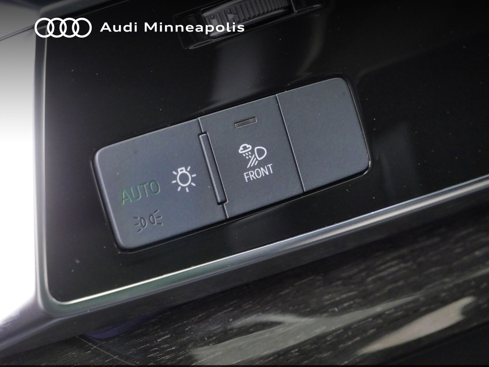 Thumbnail: 2023 Audi Q7 - 20