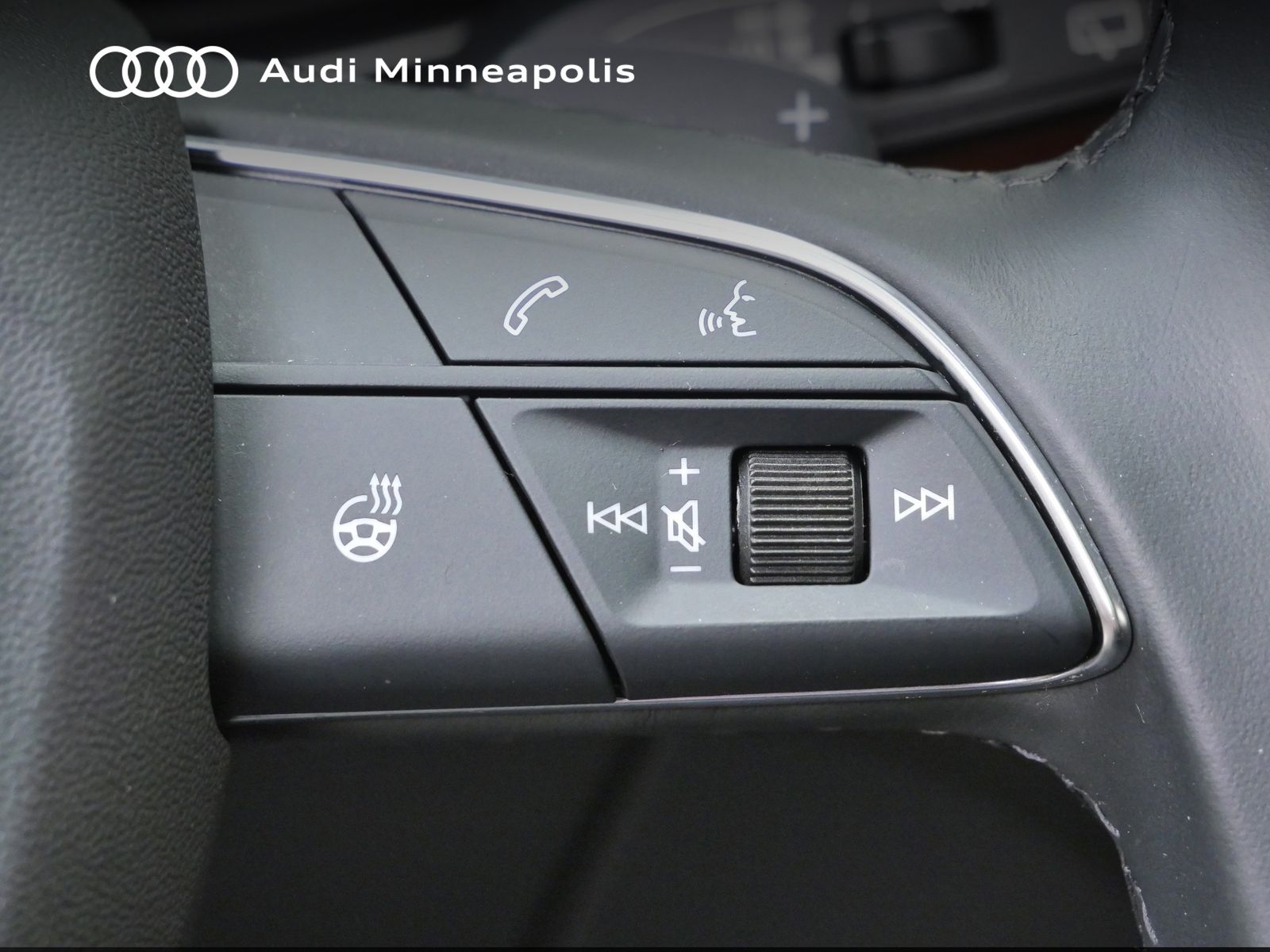 Thumbnail: 2023 Audi Q5 - 24