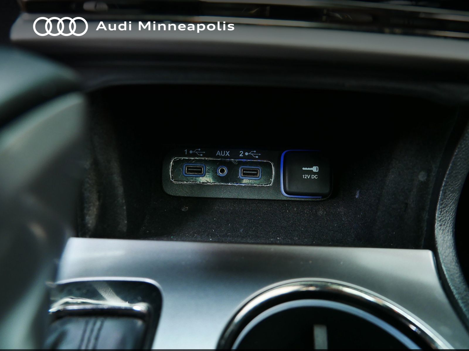 Thumbnail: 2020 Jeep Grand Cherokee - 28