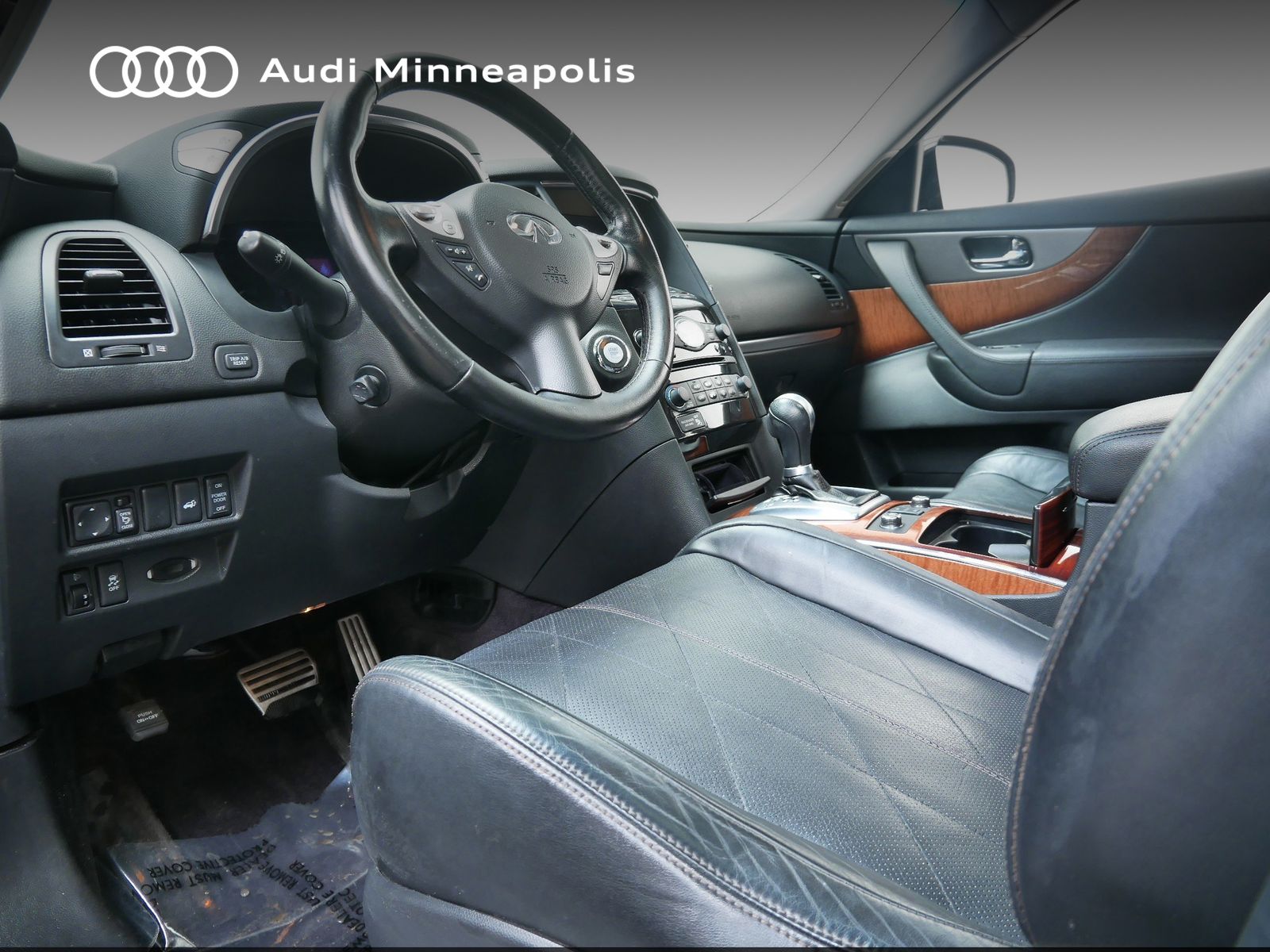 Thumbnail: 2015 INFINITI QX70 - 2