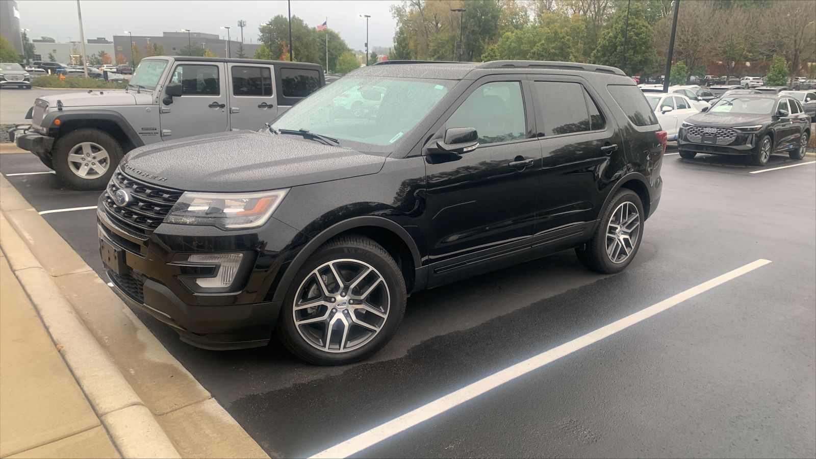 Thumbnail: 2017 Ford Explorer - 1