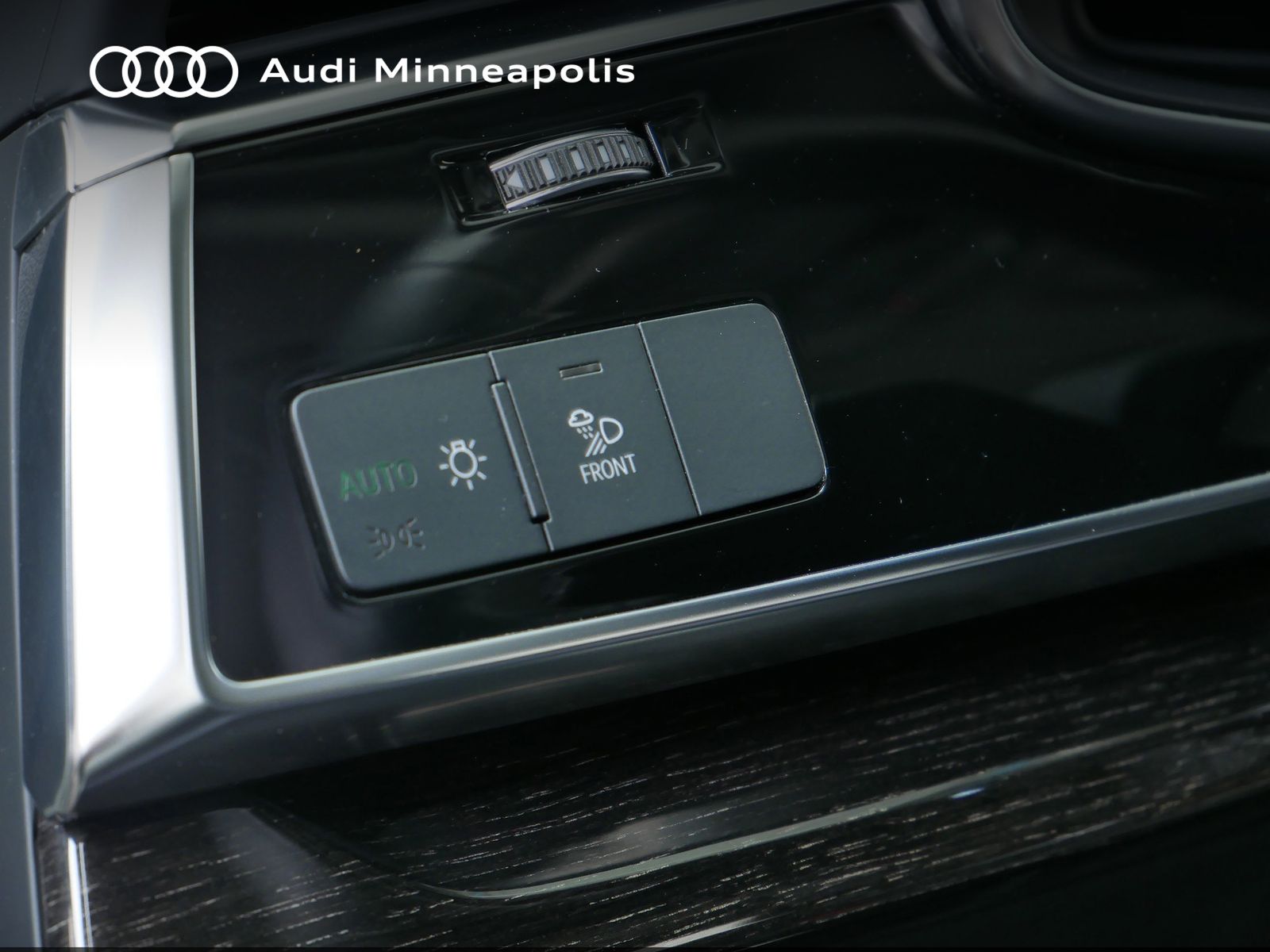 Thumbnail: 2023 Audi Q7 - 20