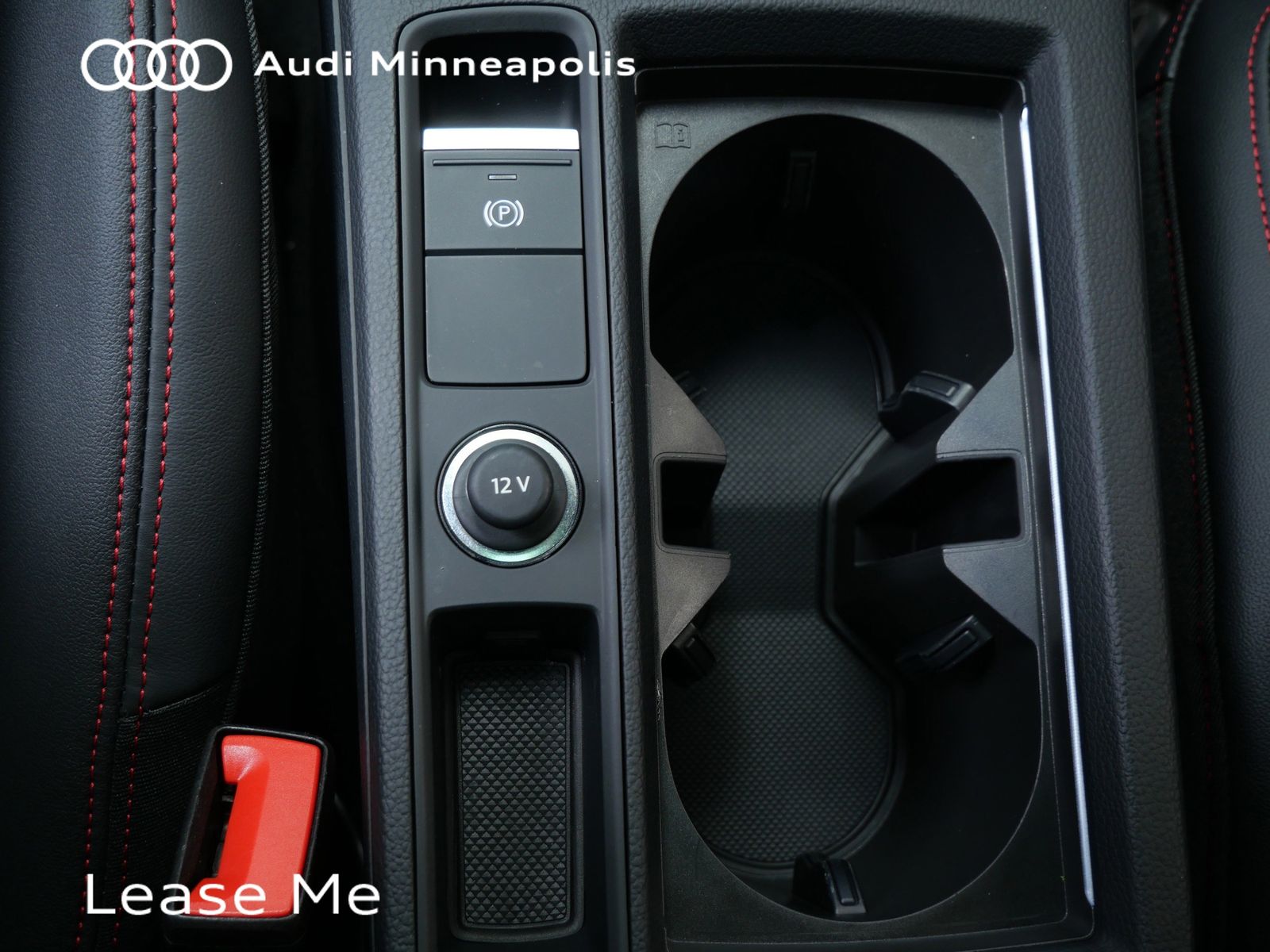 Thumbnail: 2025 Audi Q3 - 21