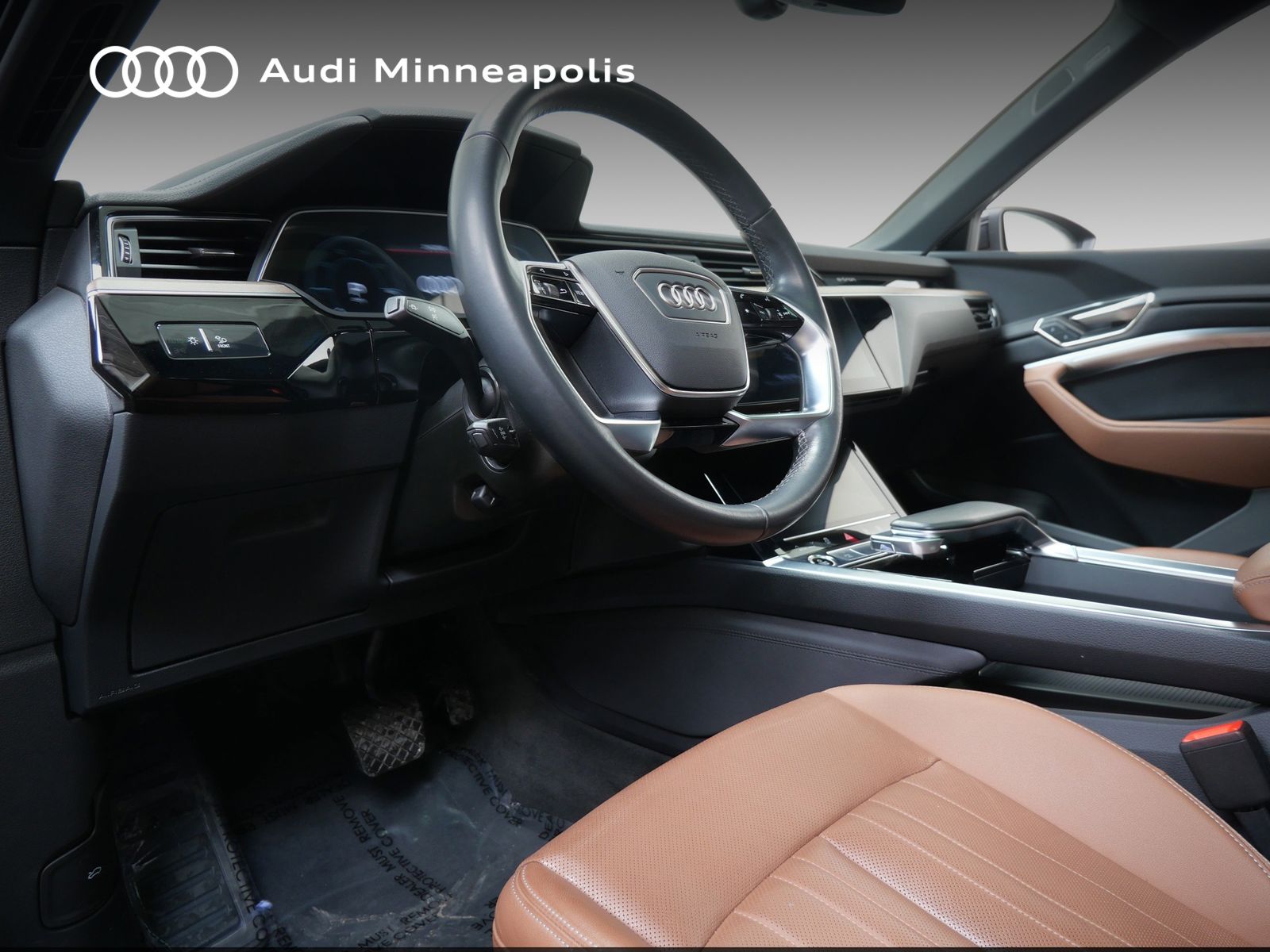 Thumbnail: 2024 Audi Q8 e-tron - 2