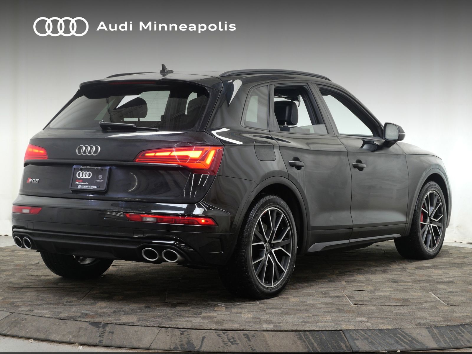 Thumbnail: 2021 Audi SQ5 - 7