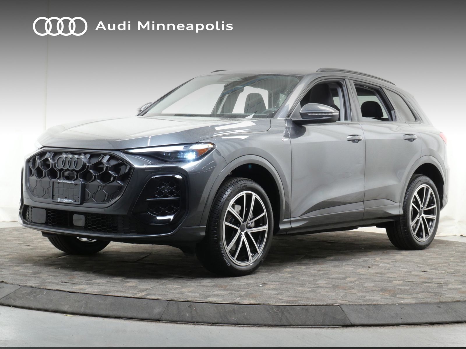 2026 Audi Q5 Premium Plus quattro's photo