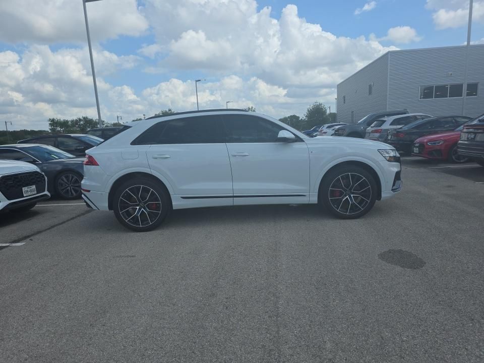 Thumbnail: 2023 Audi Q8 - 7