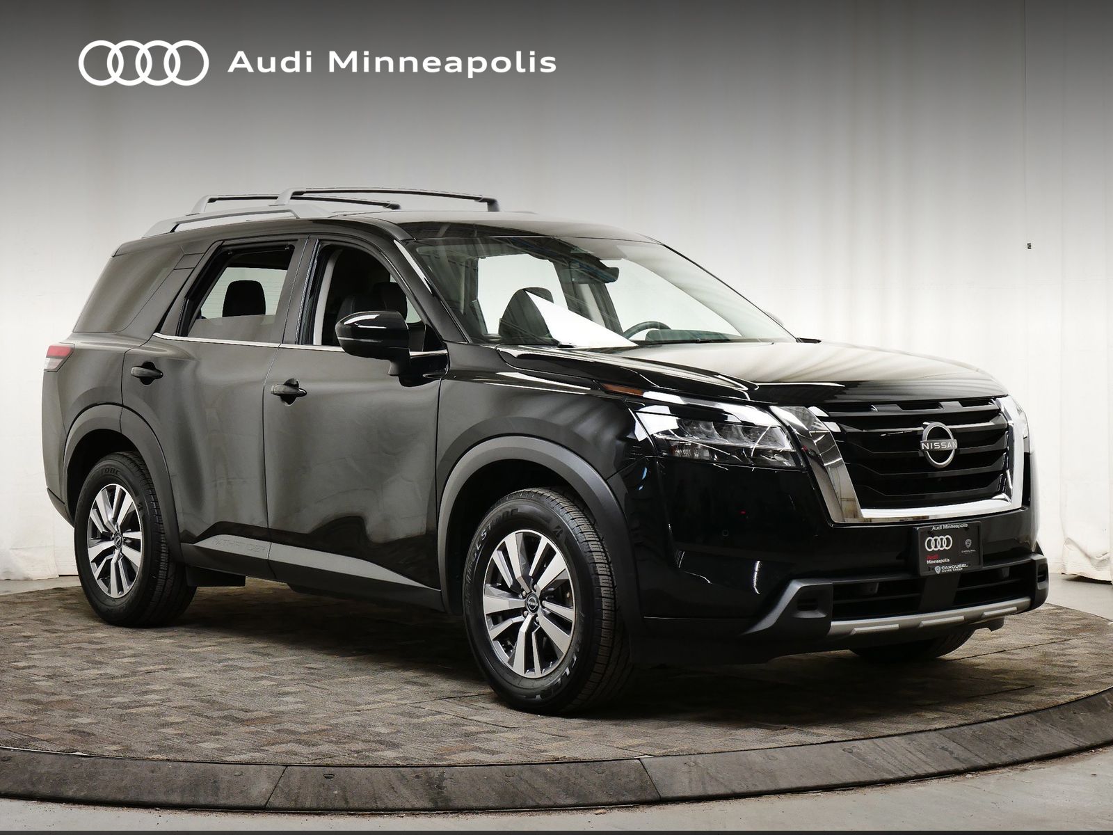 Thumbnail: 2023 Nissan Pathfinder - 10