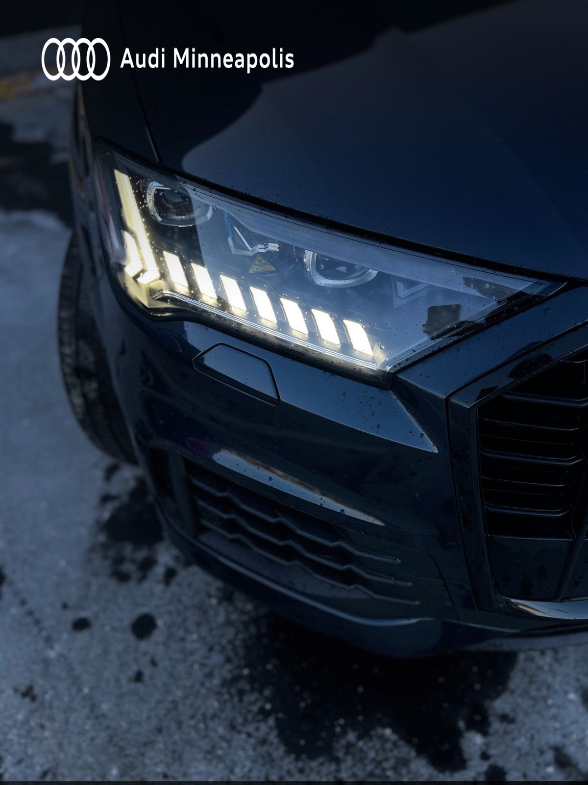 Thumbnail: 2023 Audi Q7 - 10
