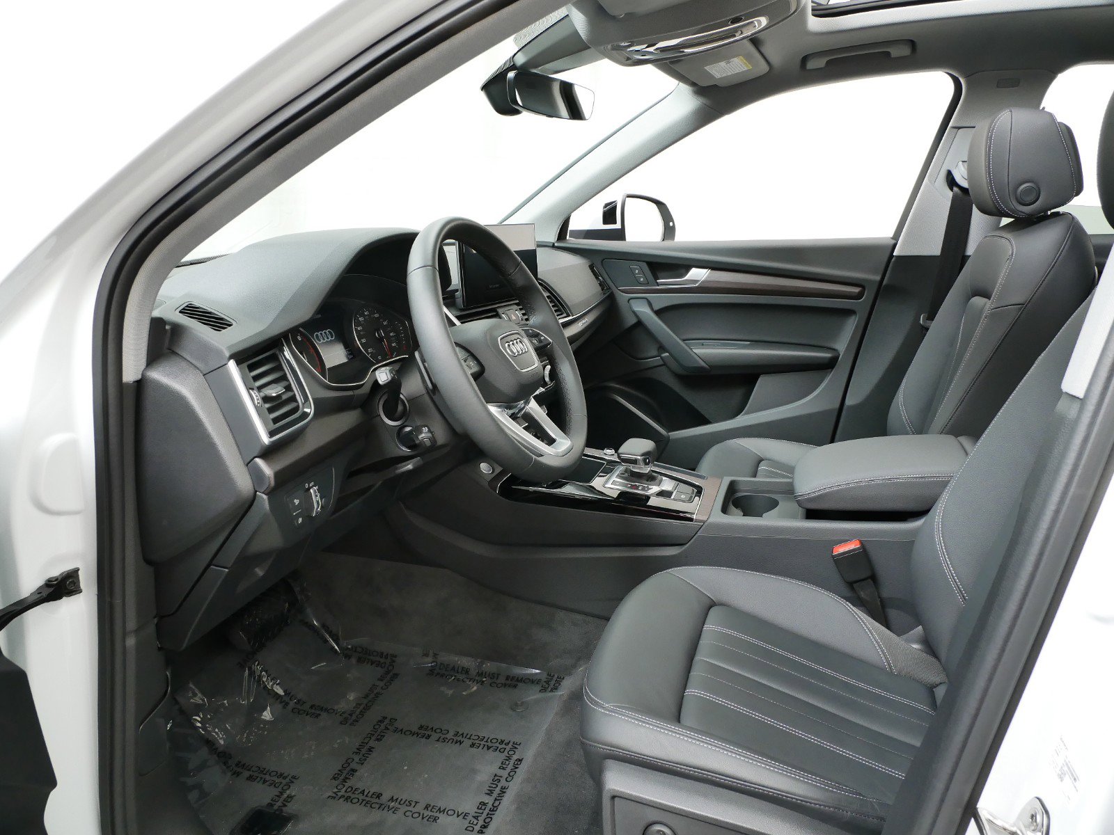 Used 2023 Audi Q5 Premium with VIN WA1GAAFYXP2182717 for sale in Minneapolis, Minnesota