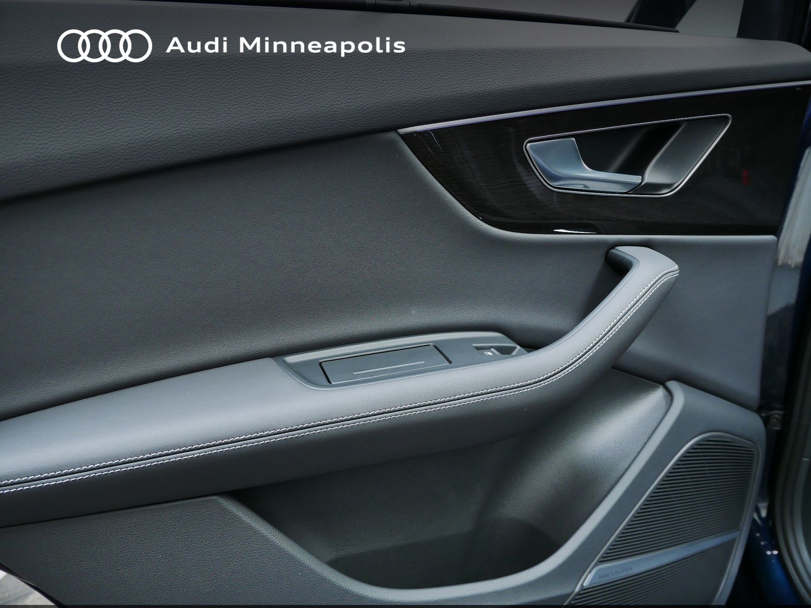 Thumbnail: 2025 Audi Q7 - 17