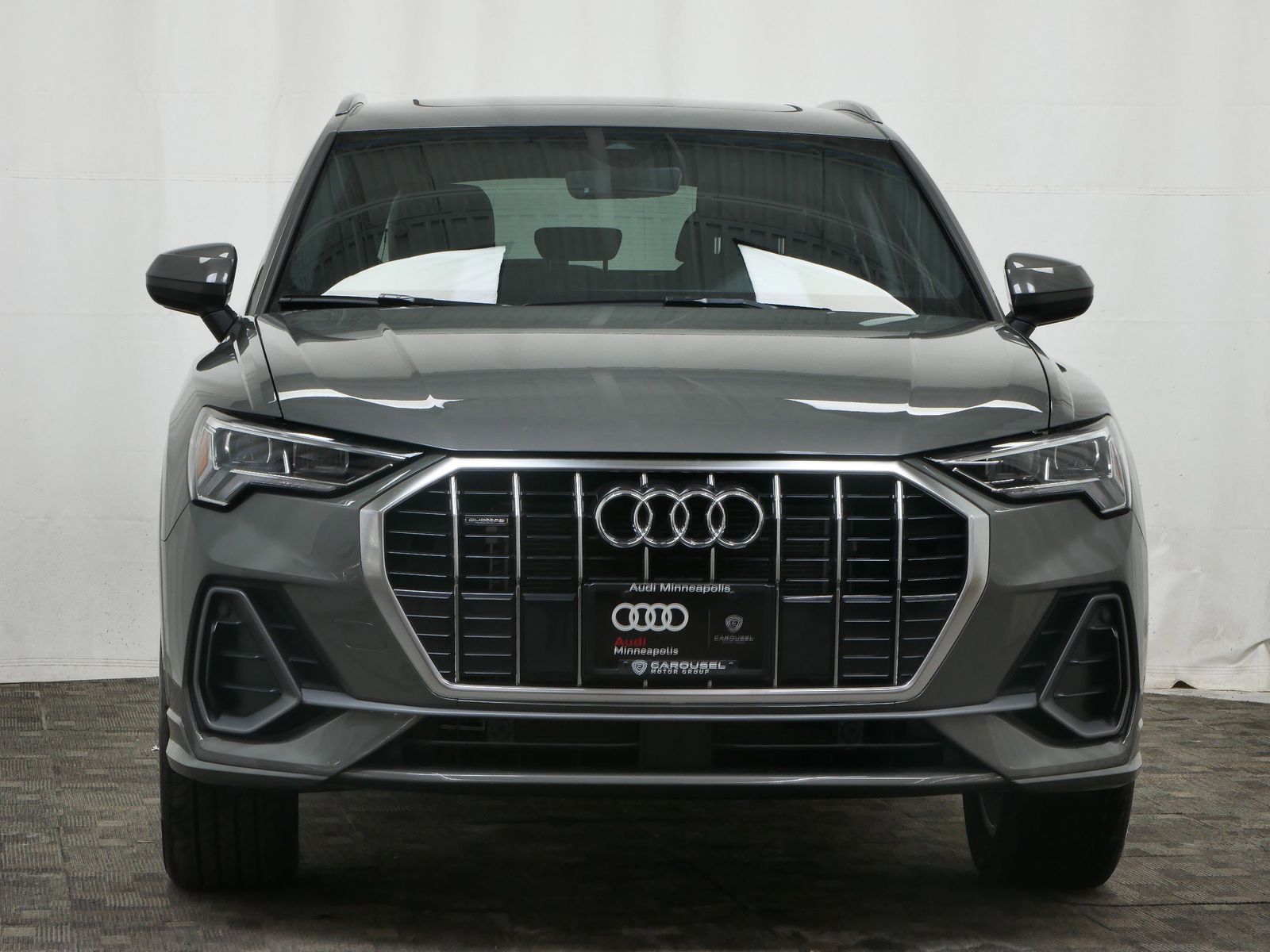 Thumbnail: 2025 Audi Q3 - 9