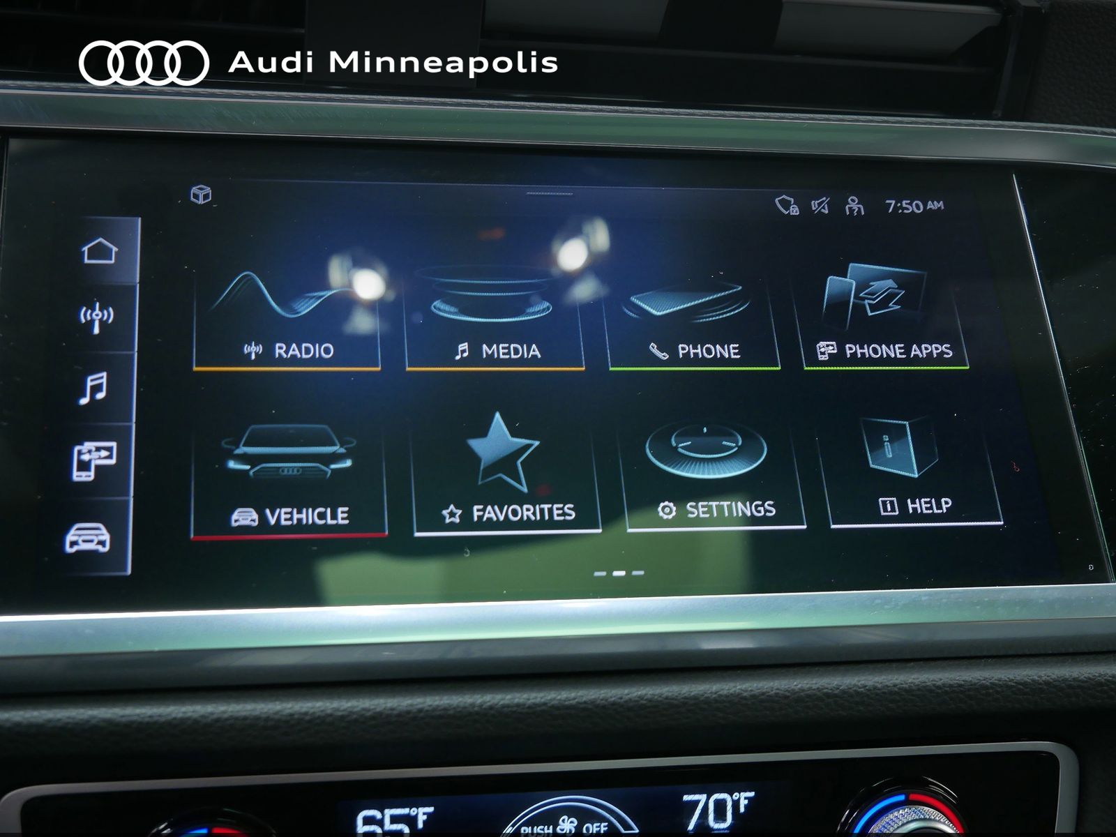 Thumbnail: 2025 Audi Q3 - 31