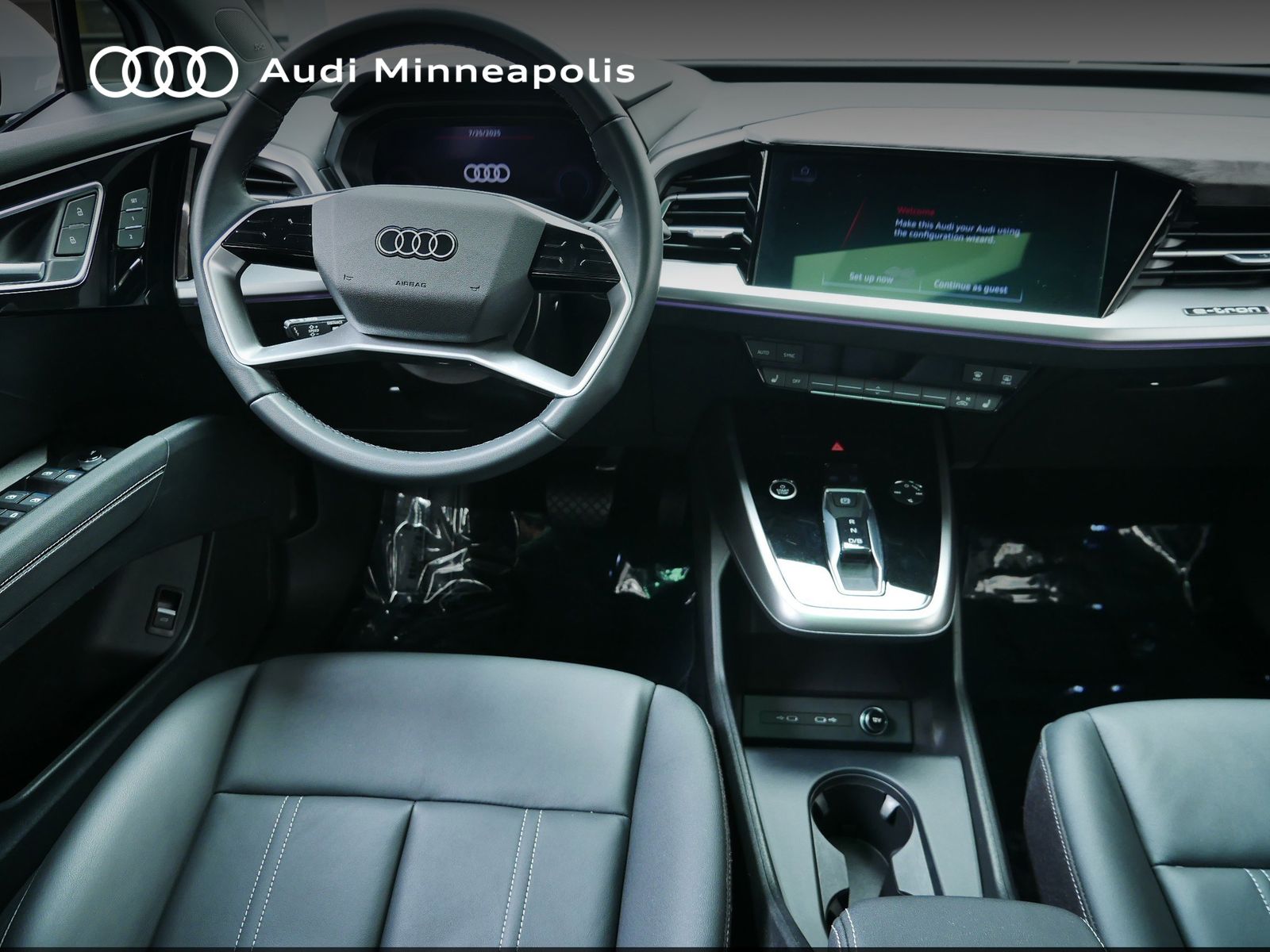 Thumbnail: 2023 Audi Q4 e-tron - 18