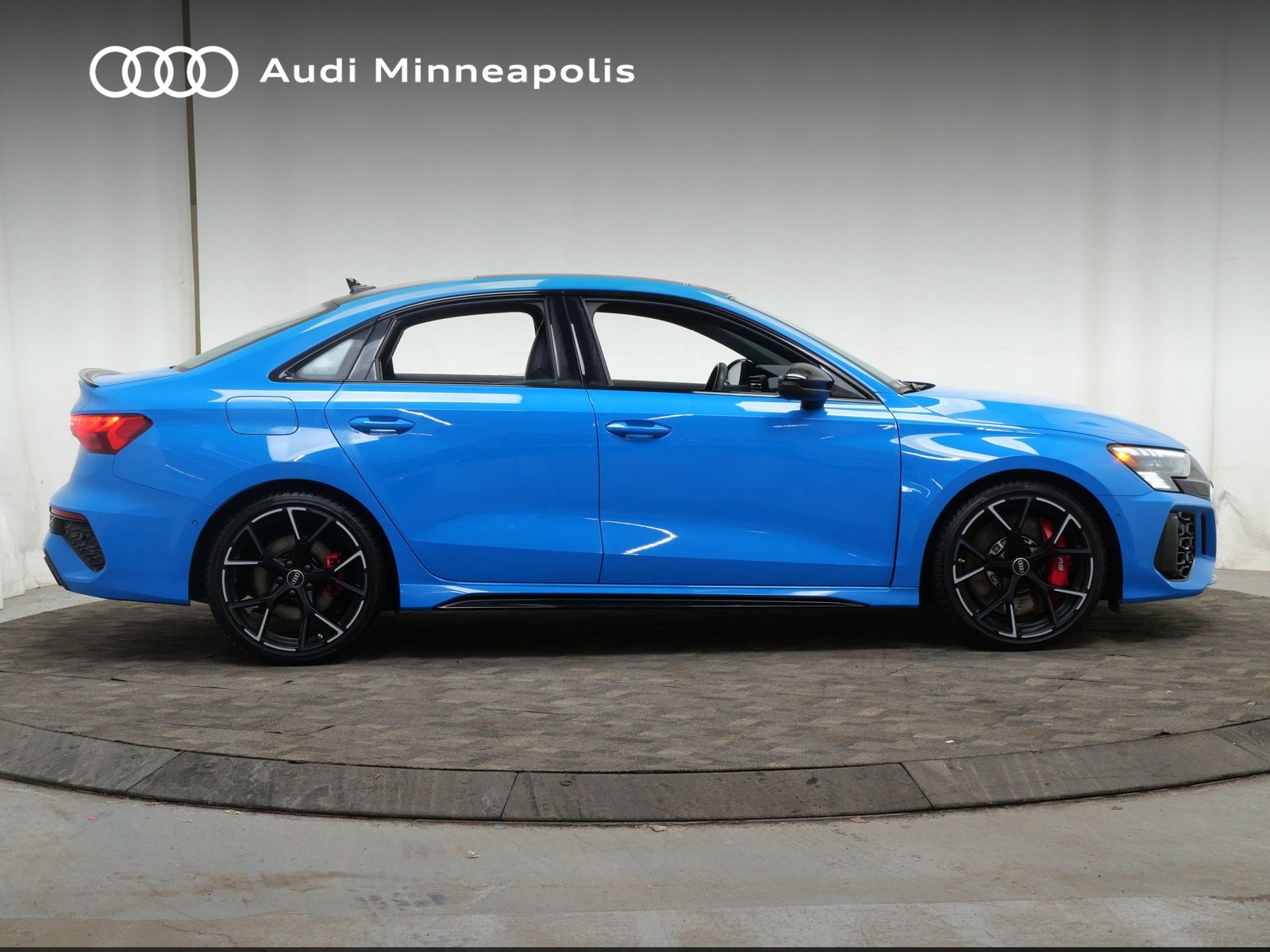 Thumbnail: 2024 Audi RS 3 - 10
