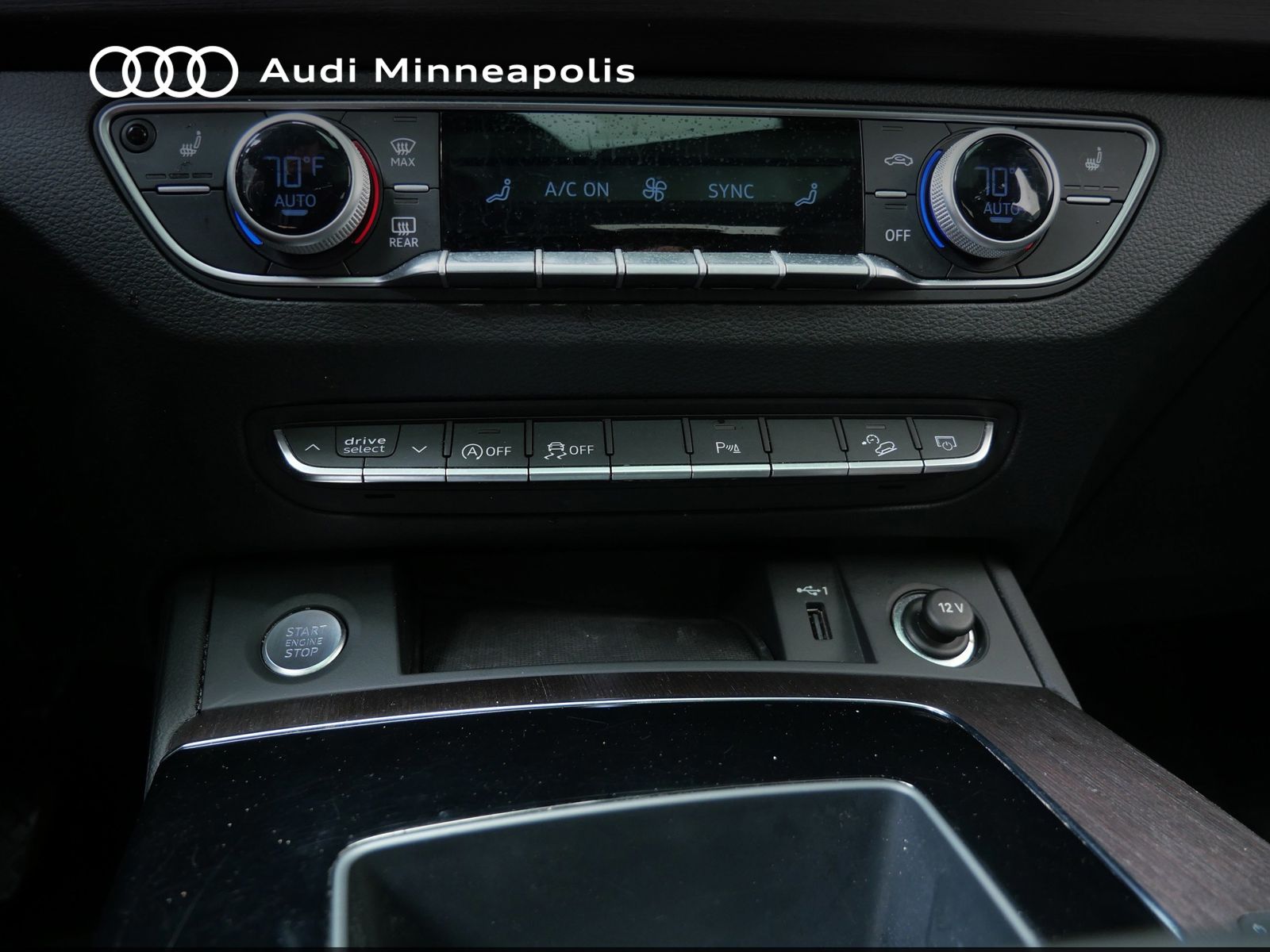 Thumbnail: 2023 Audi Q5 - 22