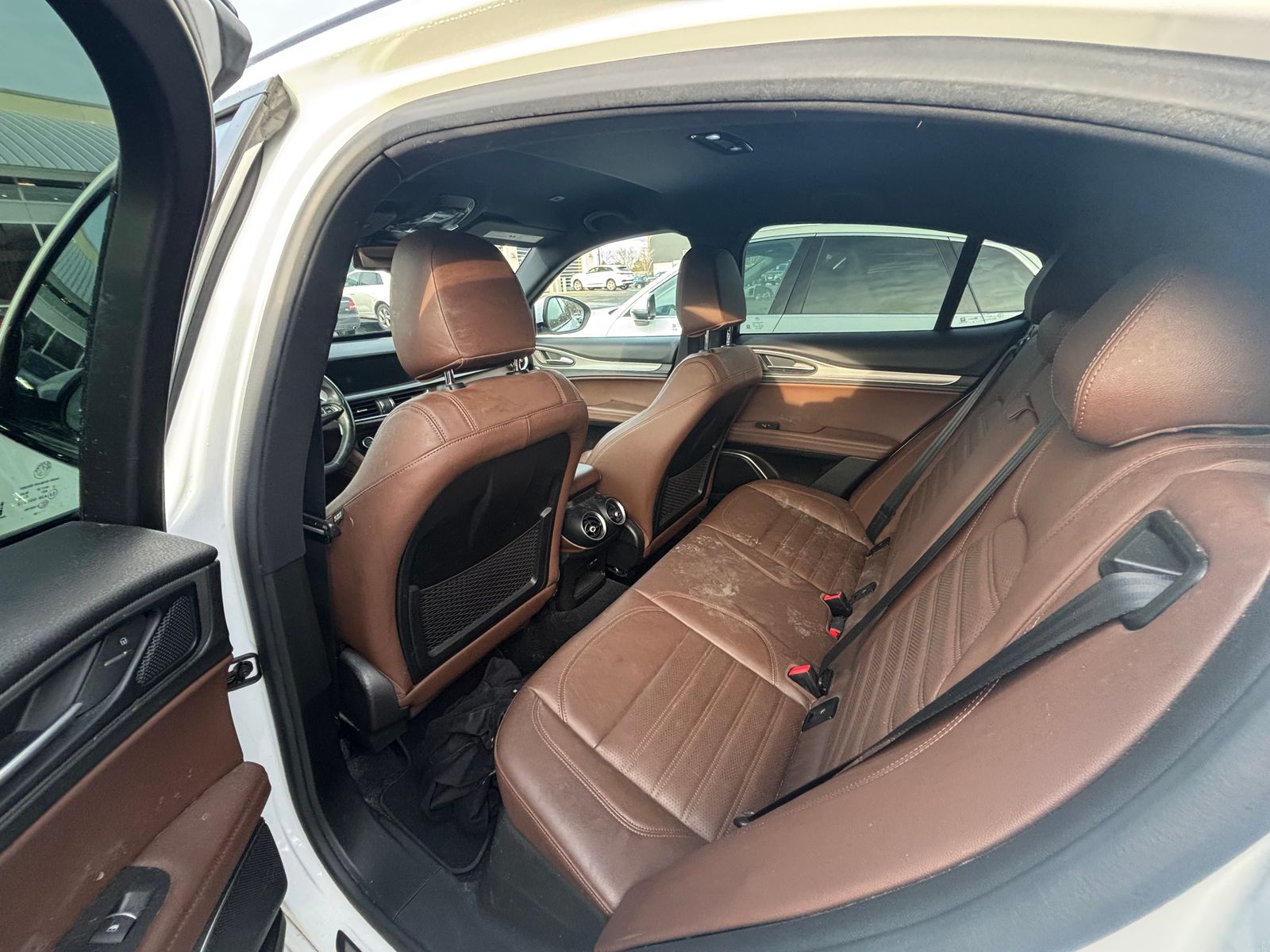 Thumbnail: 2020 Alfa Romeo Stelvio - 6