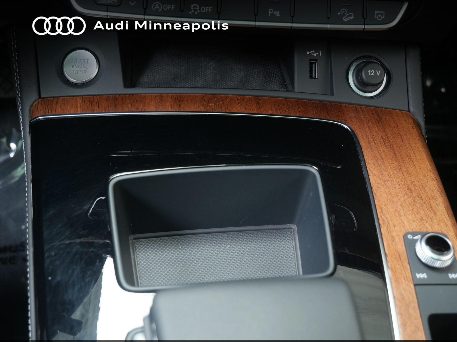 Thumbnail: 2023 Audi Q5 - 23