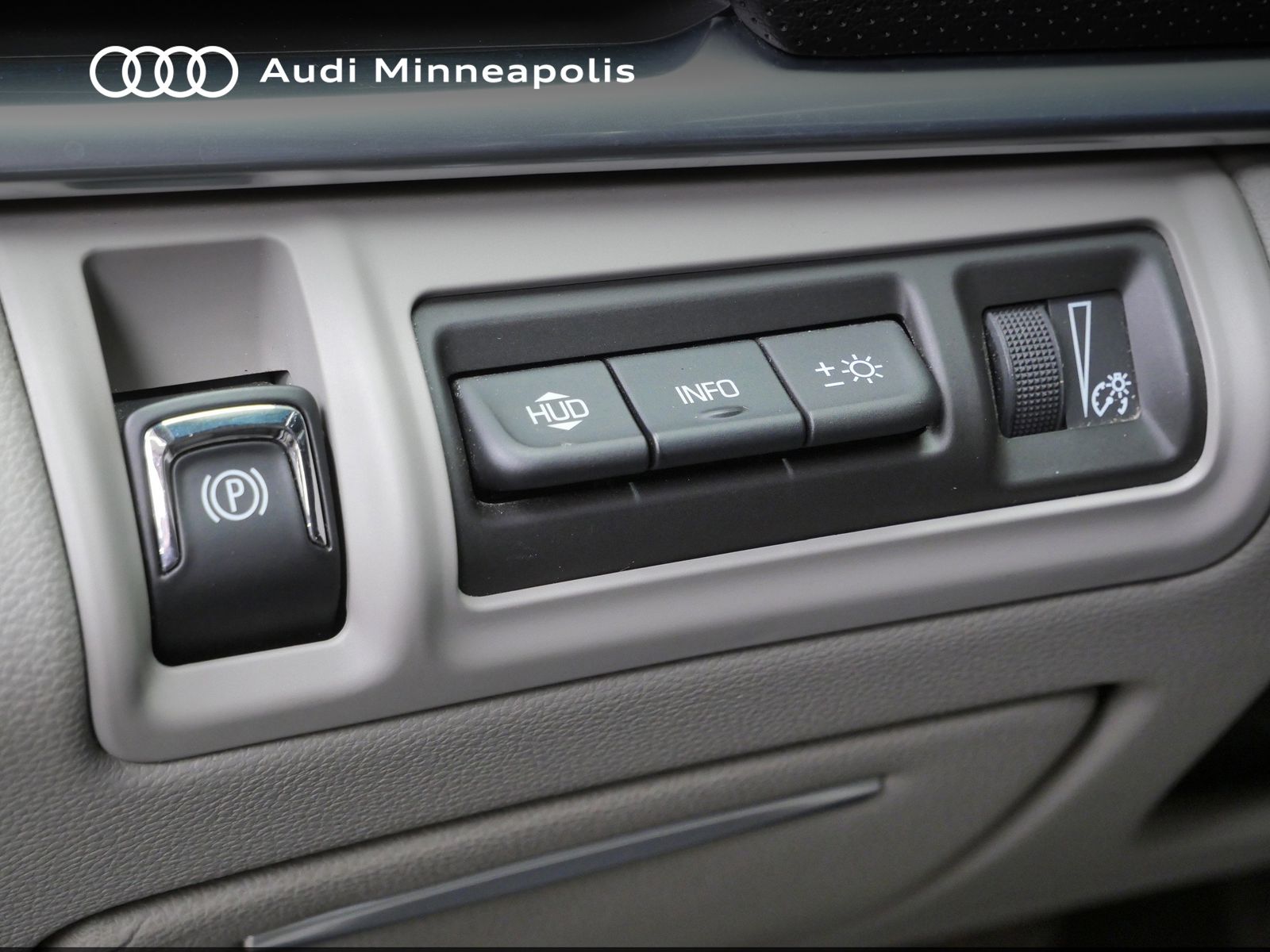Thumbnail: 2014 Cadillac XTS - 20