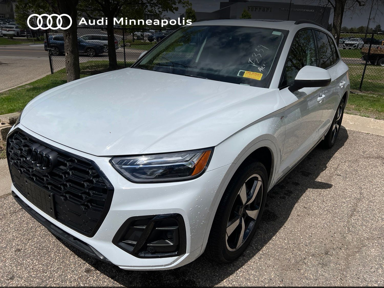 Thumbnail: 2023 Audi Q5 - 1