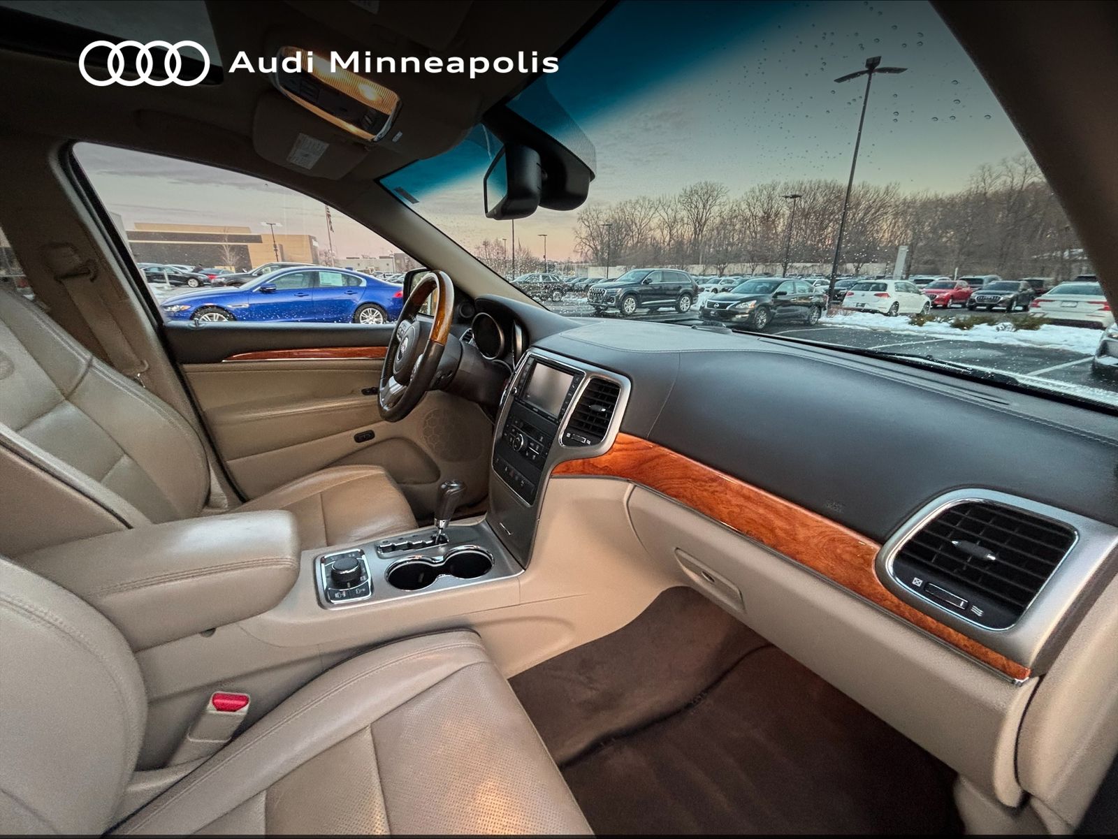 Thumbnail: 2011 Jeep Grand Cherokee - 7