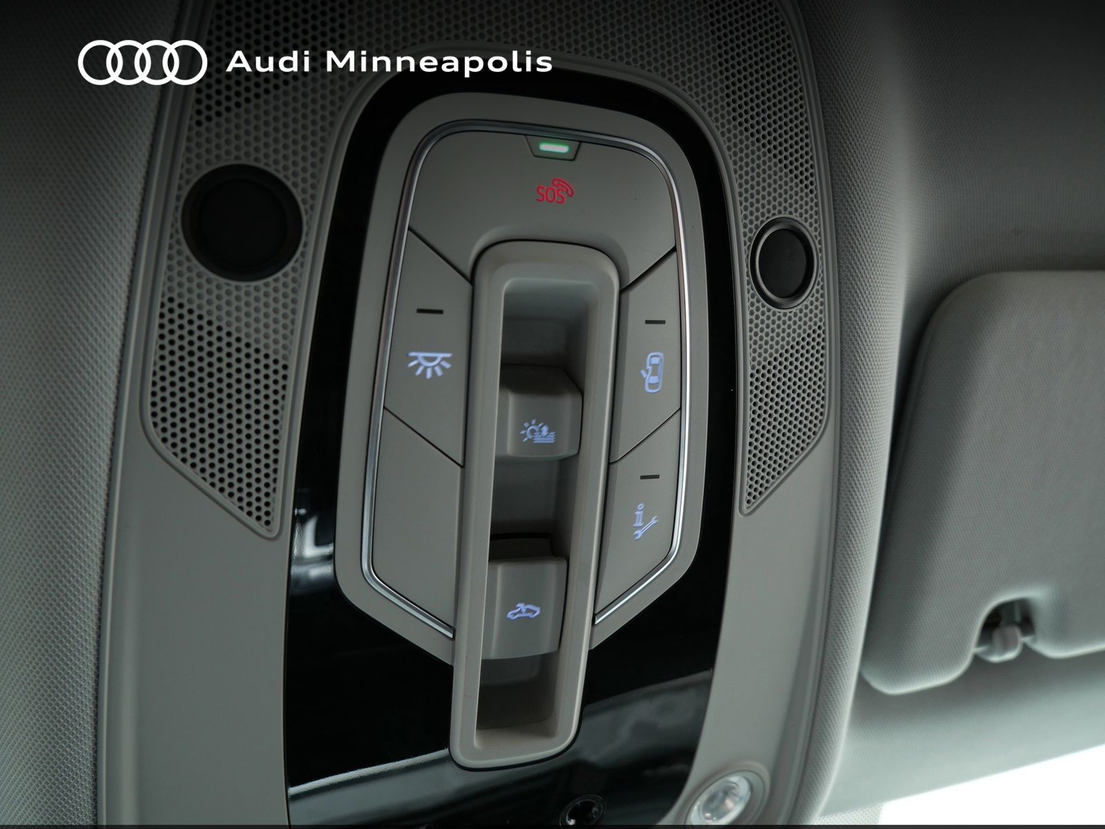 Thumbnail: 2024 Audi Q8 e-tron - 32