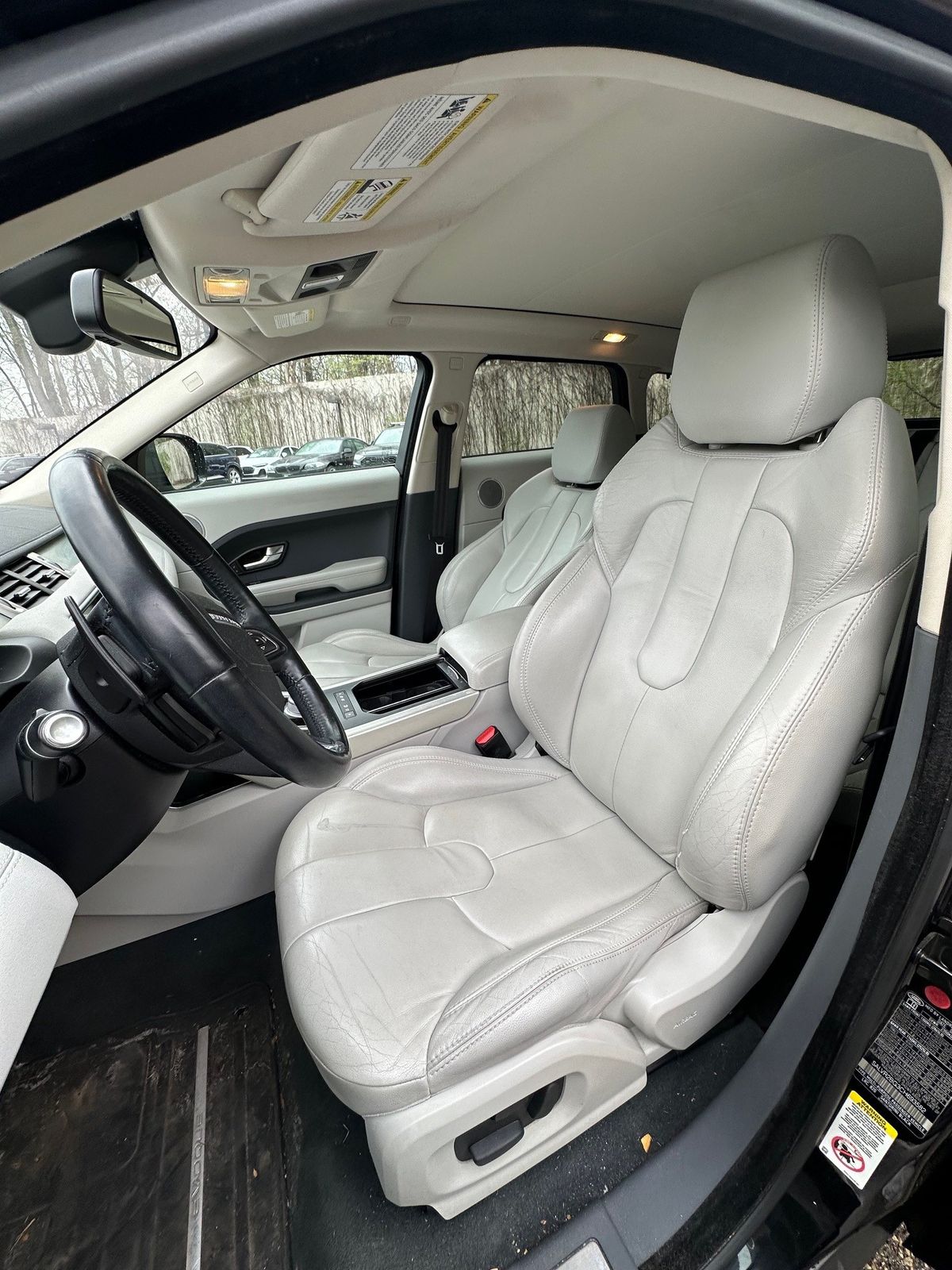 Thumbnail: 2012 Land Rover Range Rover Evoque - 2