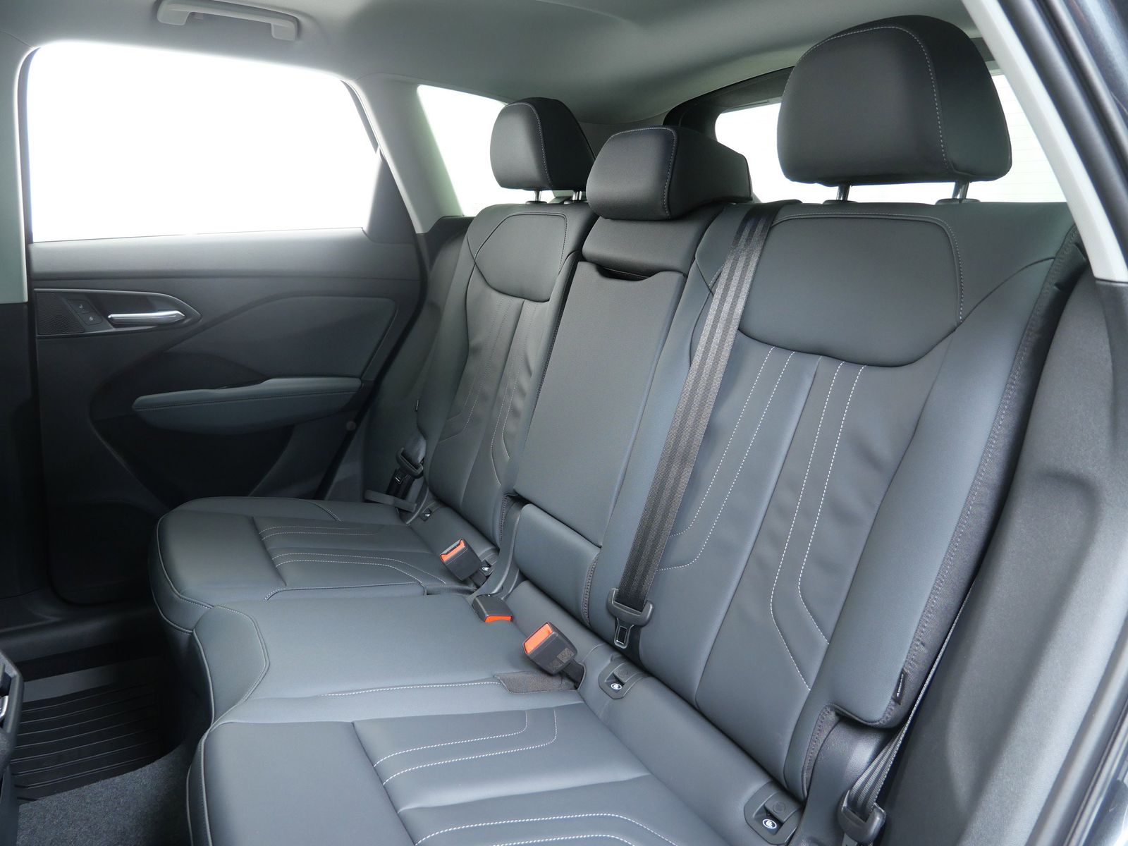 Thumbnail: 2026 Audi Q3 - 12