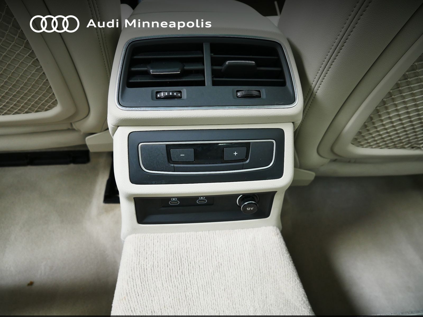 Thumbnail: 2022 Audi A6 - 16